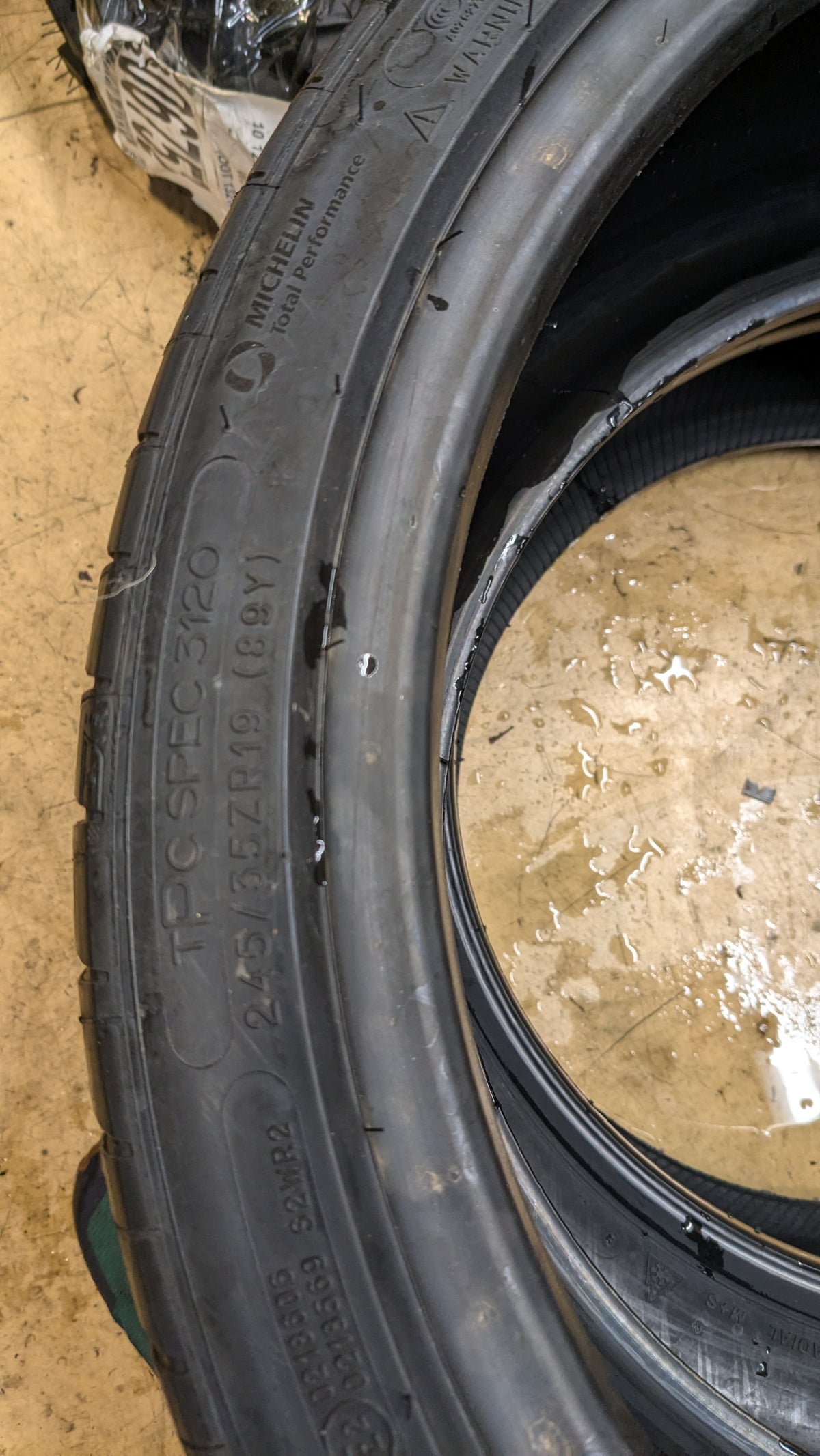 MICHELIN PILOT SPORT 4 S BSW P 245 35 19 89Y ALL SEASON TIRE 27439