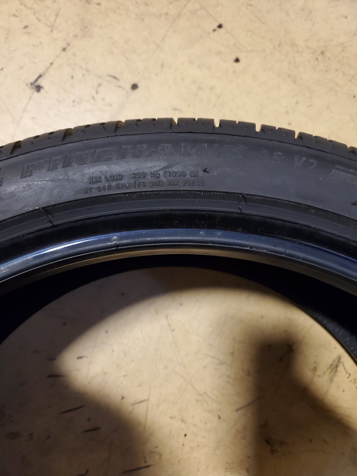 FIRESTONE FIREHAWK A/S V2 BSW P 225 40 18 92W UHP TIRE 008234