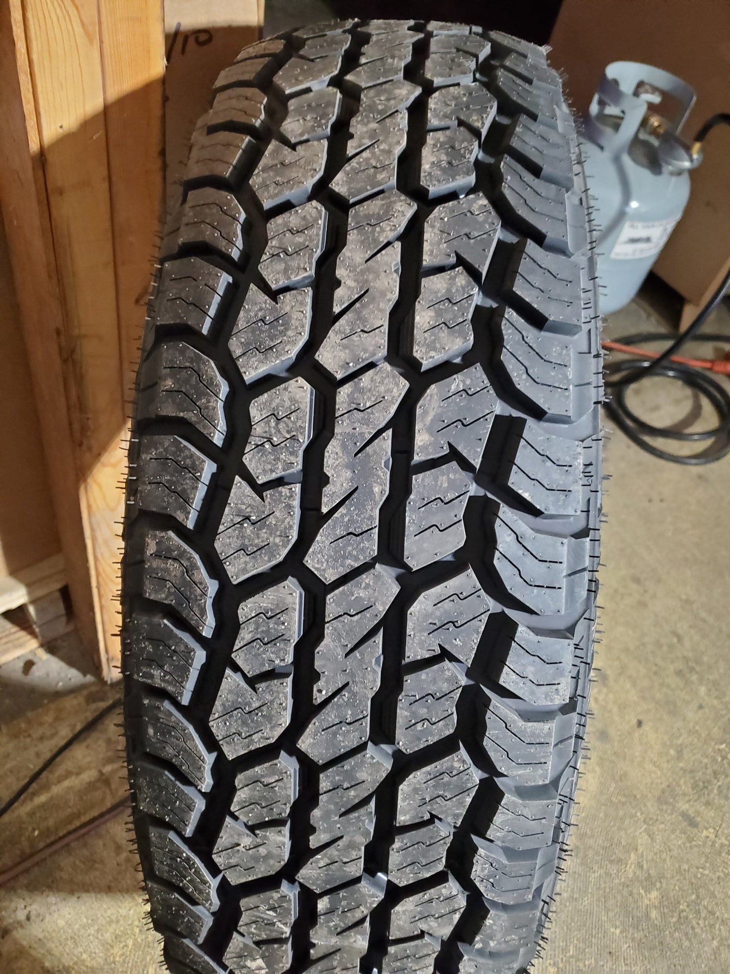 CELIMO PREVAIL A/T BSW P 255 70 18 113T ALL TERRAIN TIRE 22000043