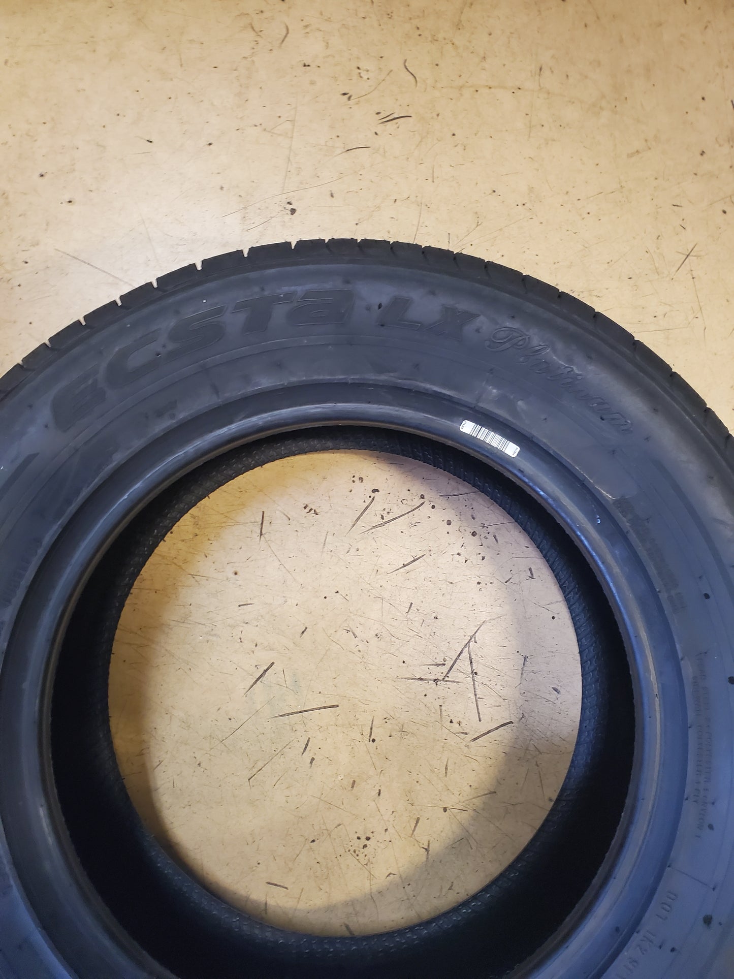 KUMHO ECSTA LX PLATINUM BSW P 195 65 15 91V ALL SEASON TIRE 2107023