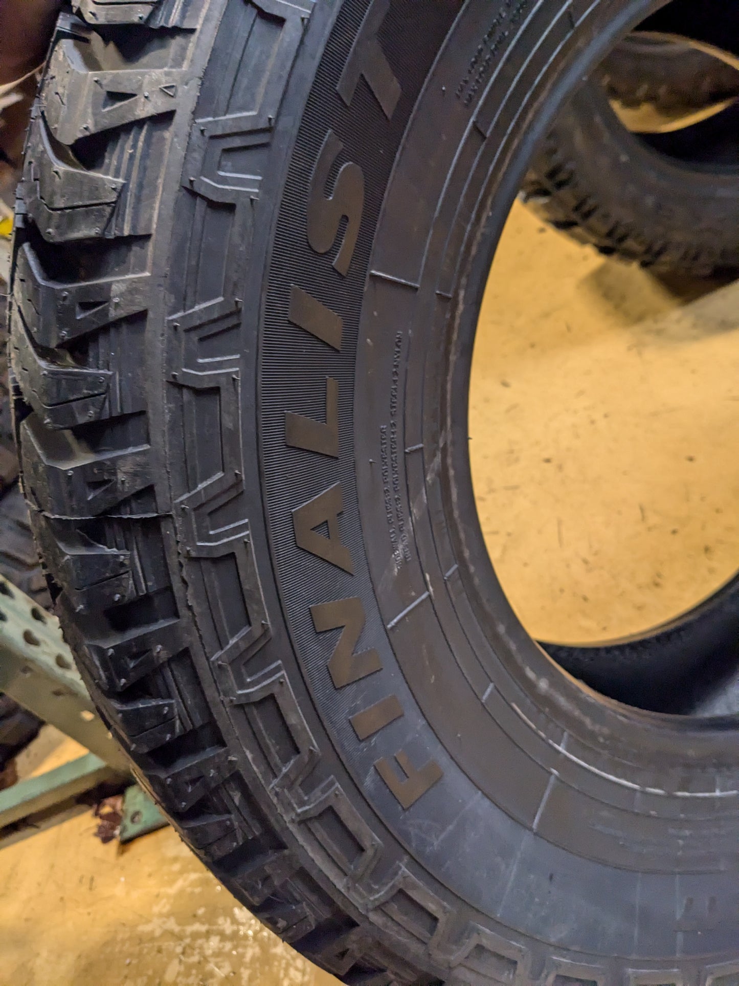 FINALIST TERRENO A/T BSW LT 285 70 17 121/118R LRE 10PLY ALL TERRAIN TIRE LLLT042
