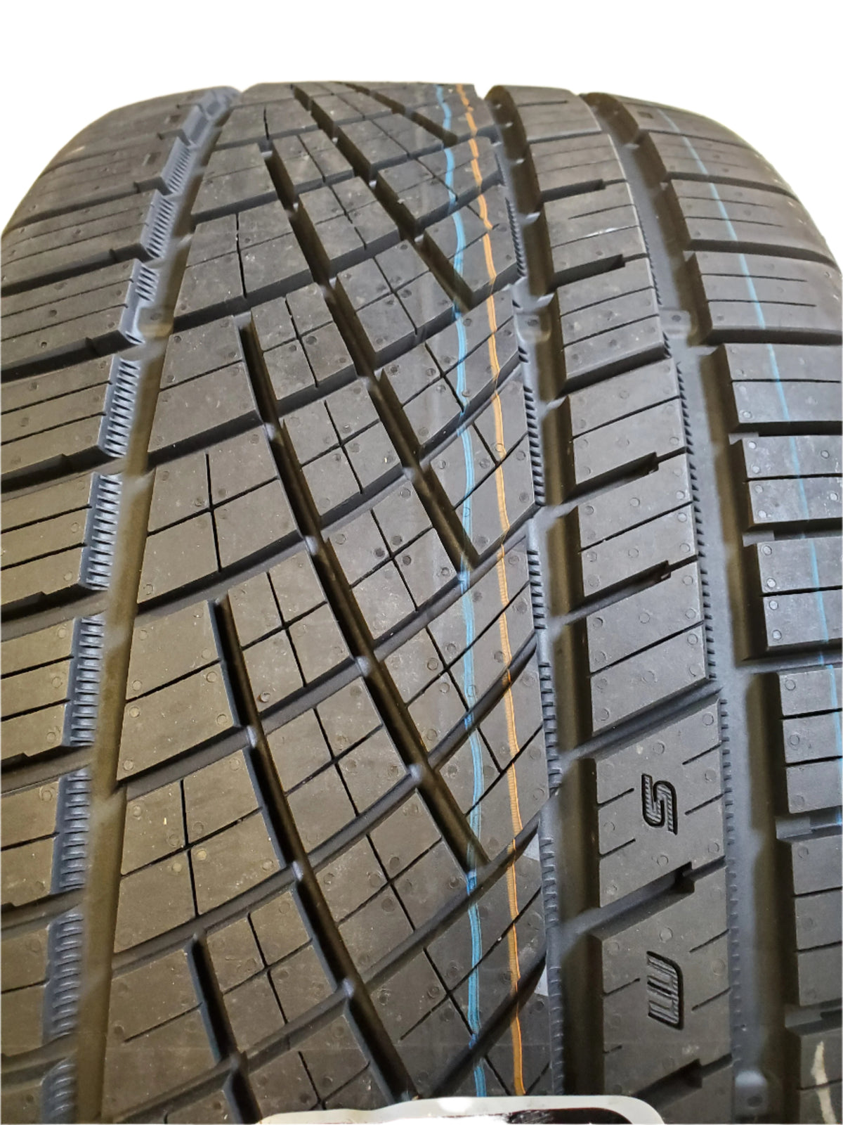 CONTINENTAL EXTREMECONTACT DWS06 PLUS P 295 40 21 111Y XL UHP TIRE 15573580000