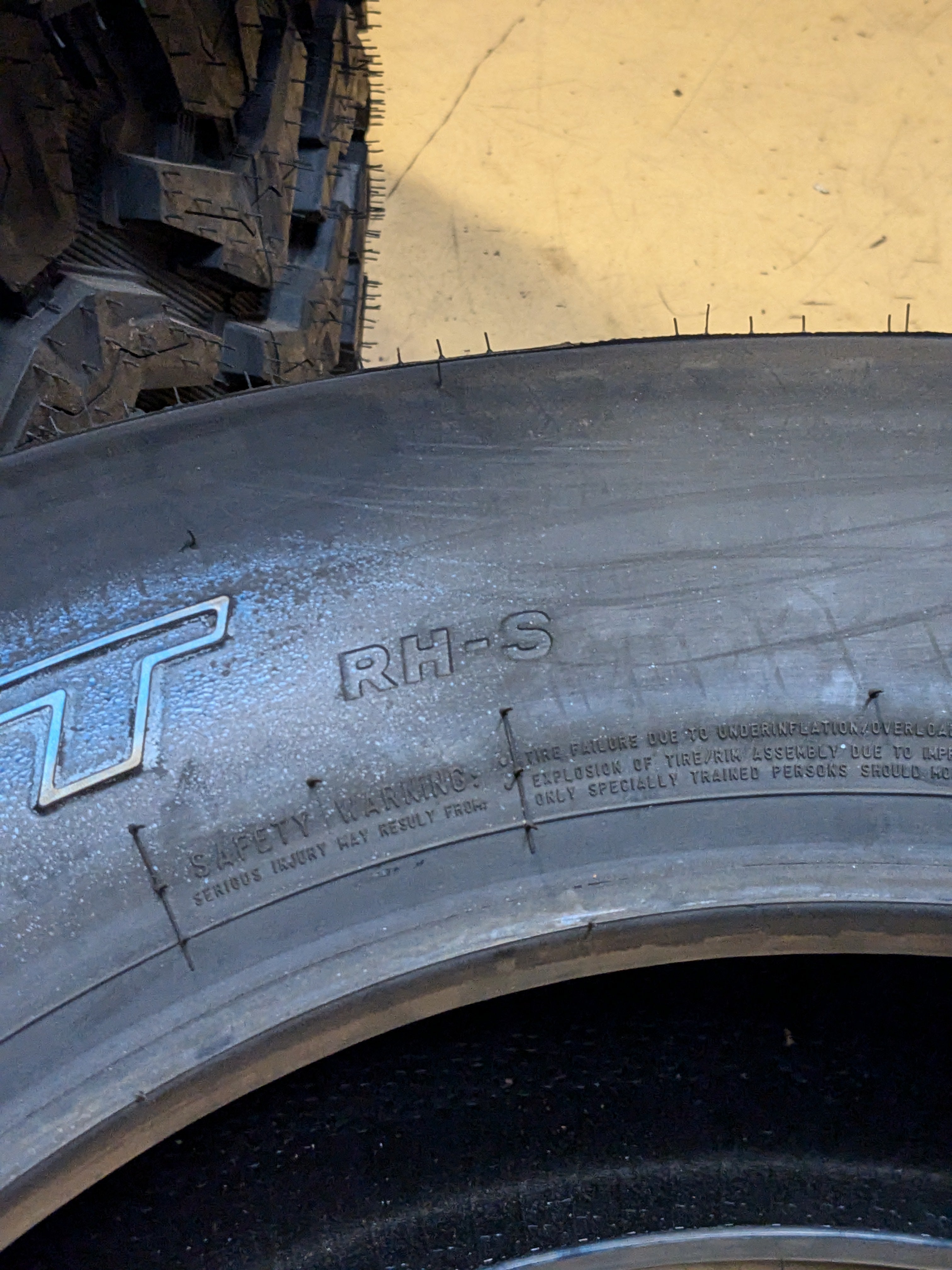 (KSL ONLY) 4 BRIDGESTONE DUELER A/T RHS OWL P 255 70 18 112S SL ALL TERRAIN TRUCK TIRE 057945