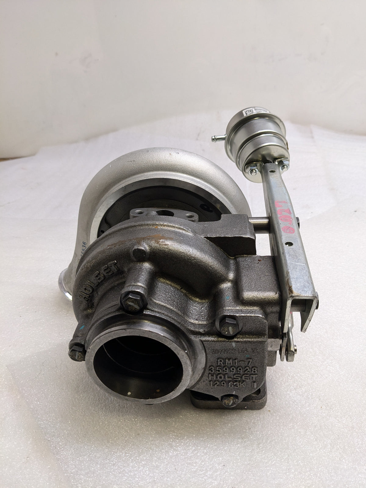 GENUINE CUMMINS 5327715RX TURBOCHARGER HX35G REMANUFACTURED B2