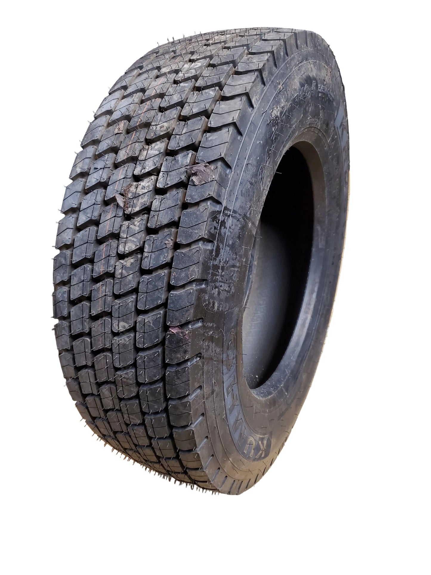 KUMHO KRD50 BSW P 245 70 19.5 137/135M 16PLY DRIVE TIRE 2141483