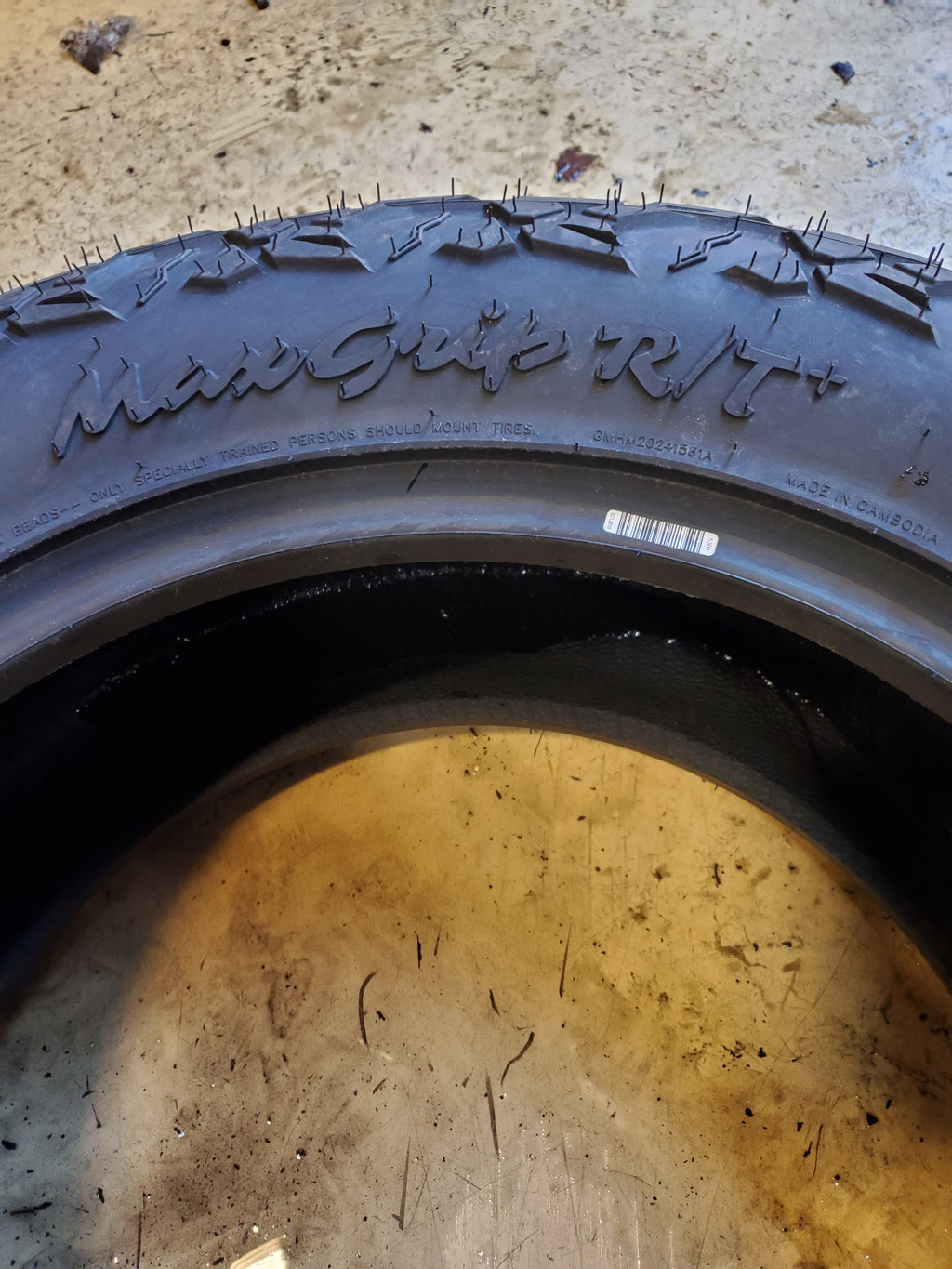 GRIPMAX MAXGRIP R/T+ BSW P 285 55 20 116T XL RUGGED TERRAIN TIRE GRT057