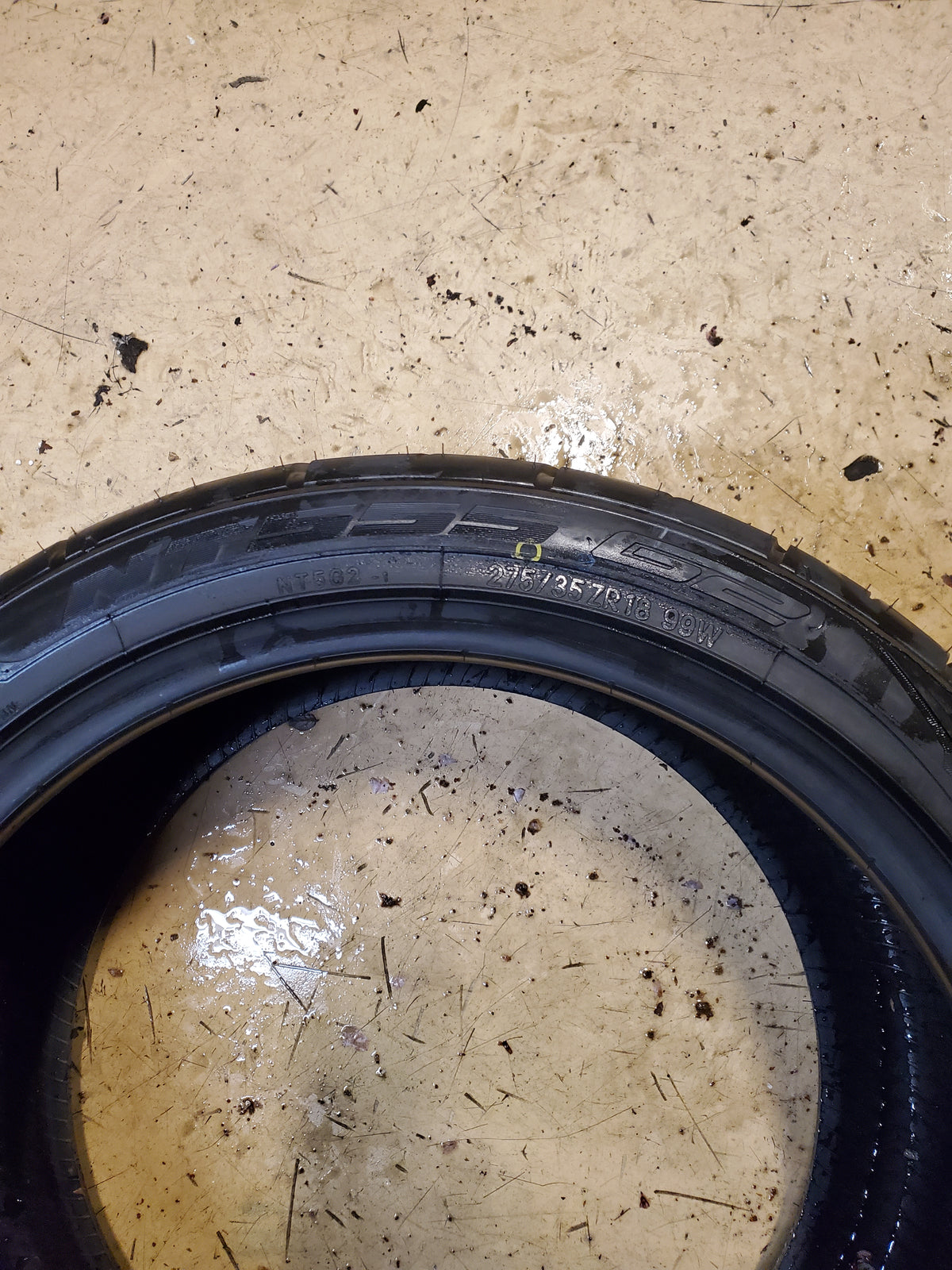 2 NITTO NT555 G2 BSW P 275 35 18 99W XL UHP TIRE 211160