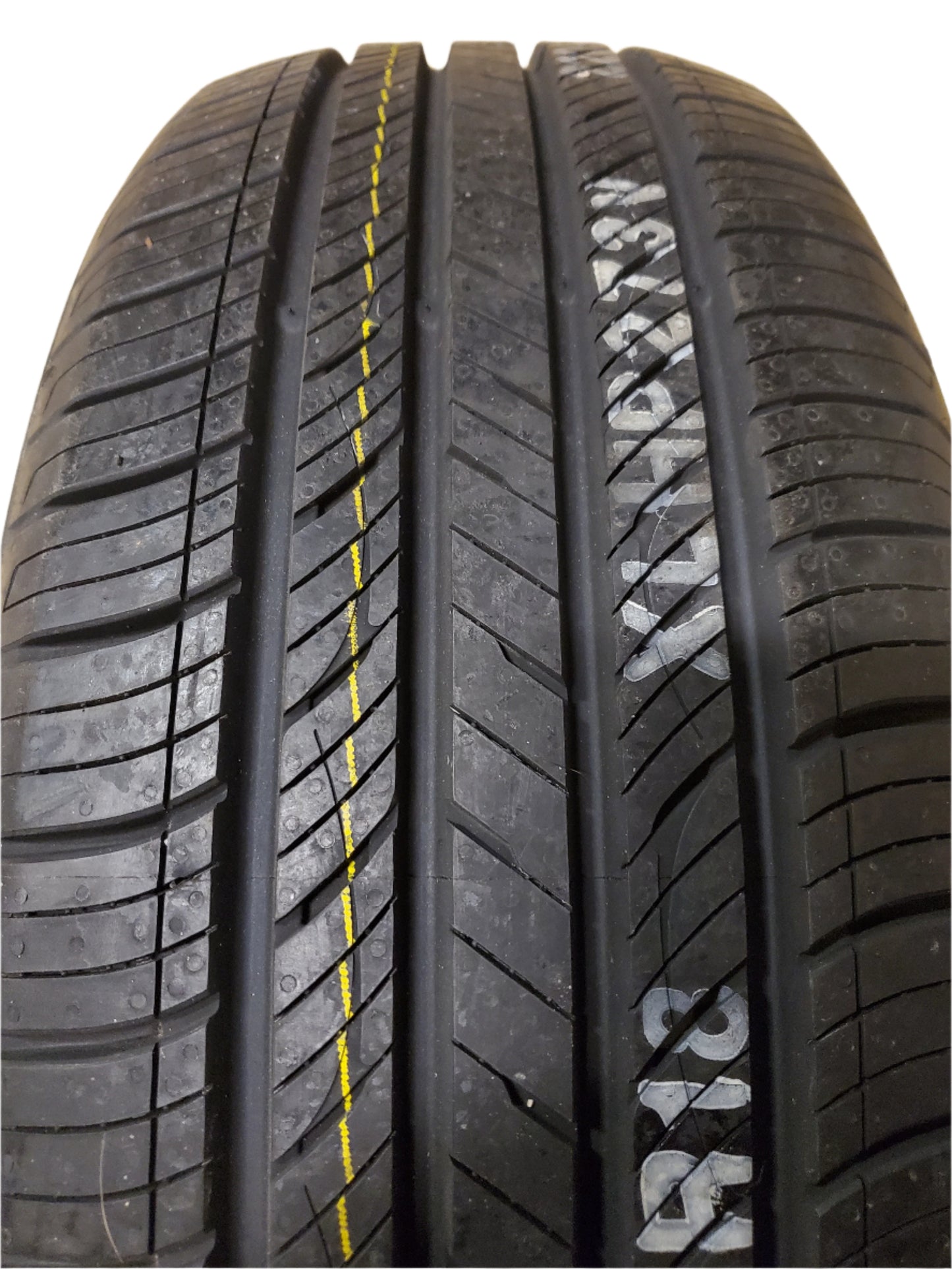 KUMHO CRUGEN HP27 BSW P 225 60 18 104V XL ALL SEASON TIRE 2346223