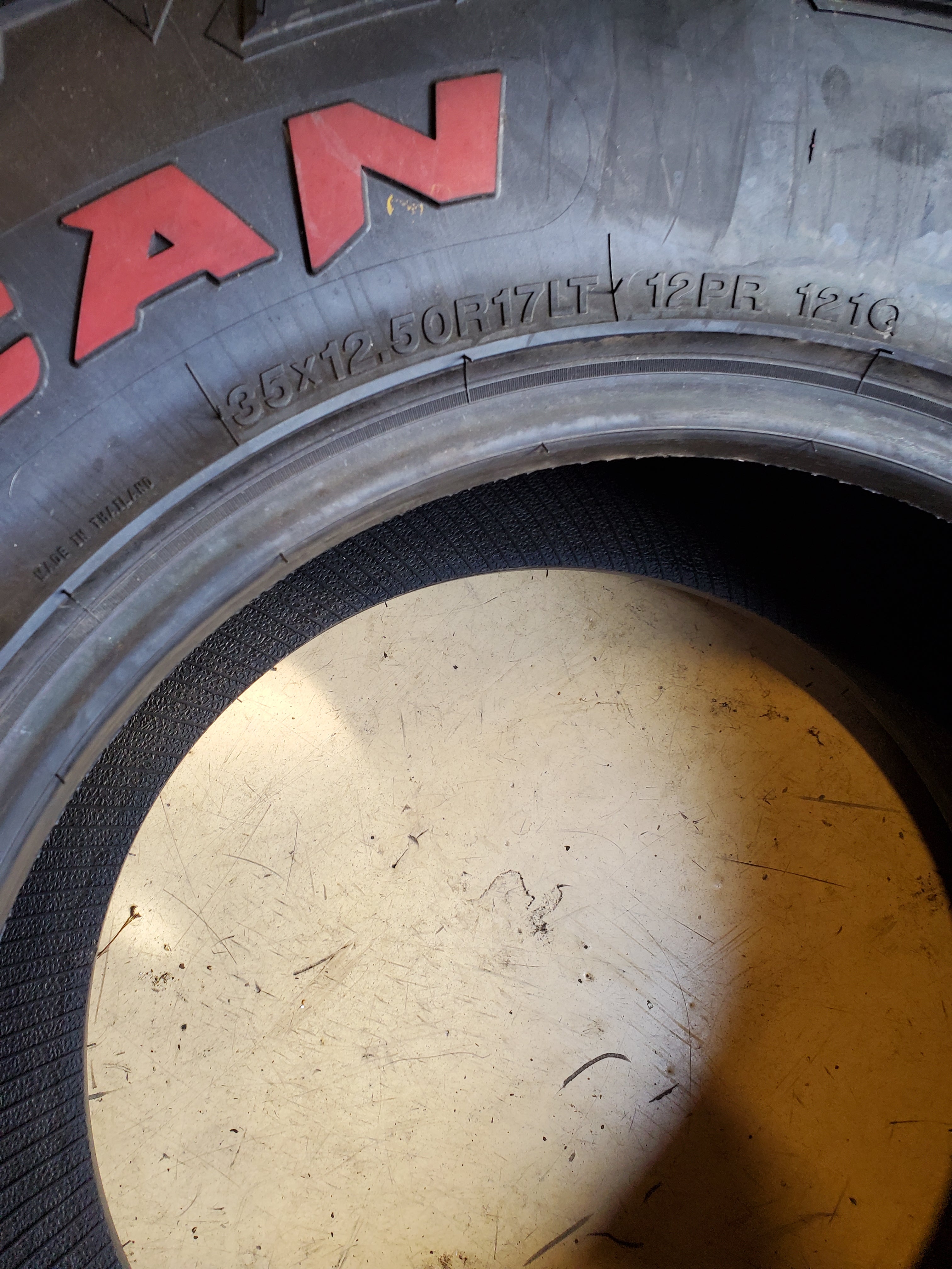 AMERICAN ROADSTAR R/T RRL LT 35 12.5 17 121Q 12PLY RUGGED TIRE ARSRT05