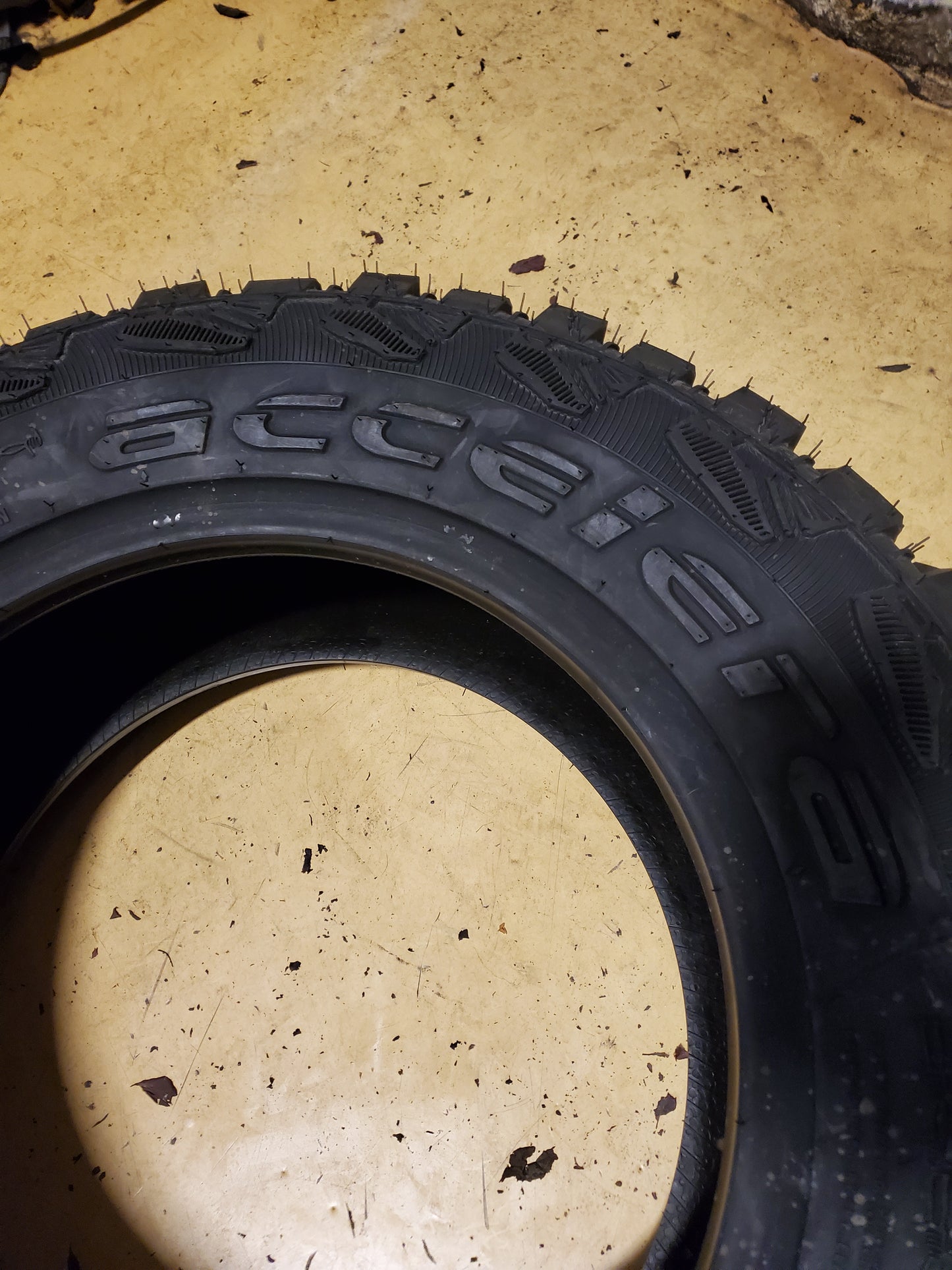 ACCELERA M/T-01 BSW P 265 65 17 120/117Q 10PLY MUD TIRE 1200049252