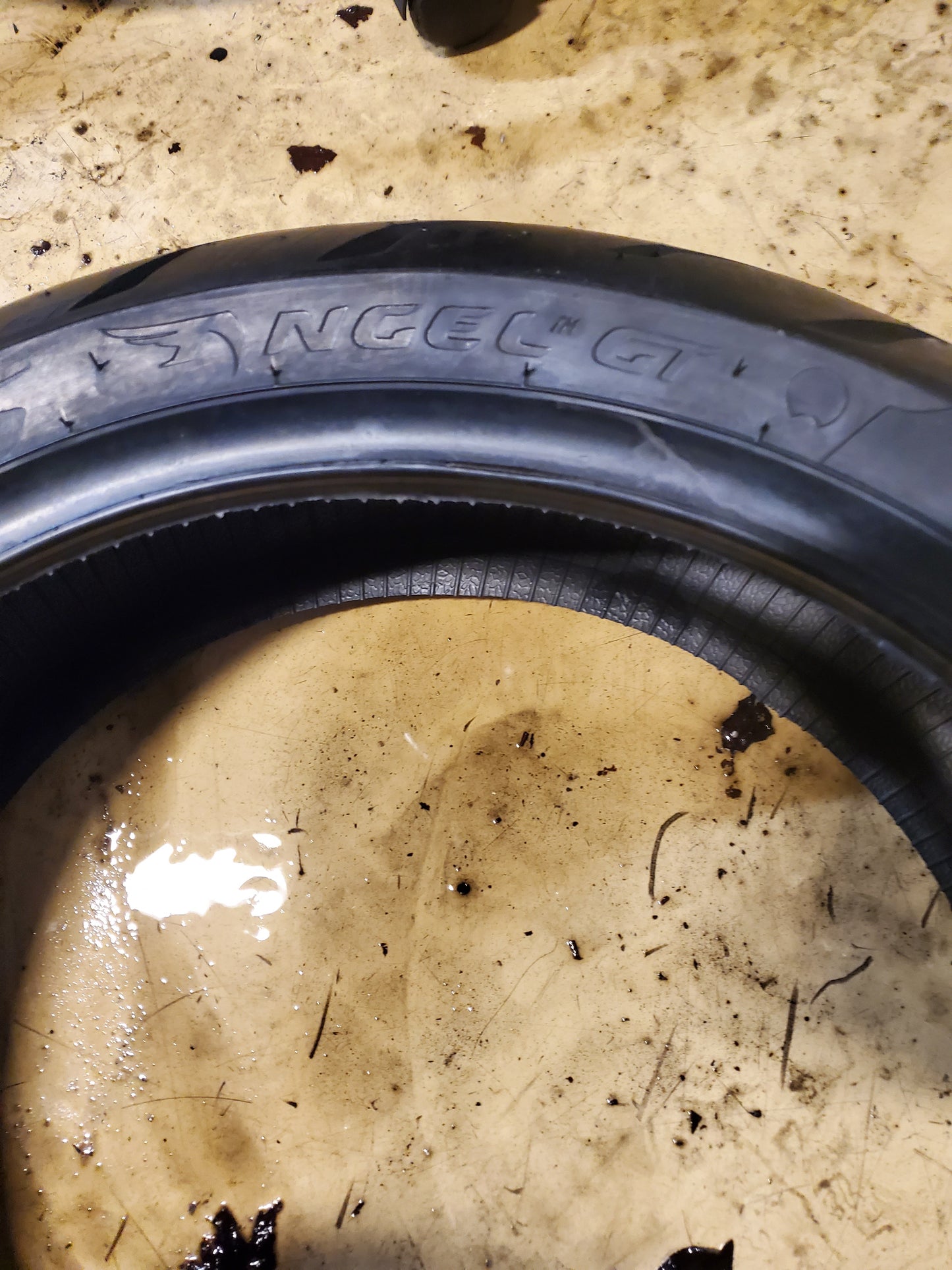 PIRELLI ANGEL GT BSW  180 55 17 73W REAR MOTORCYCLE TIRE 2317600