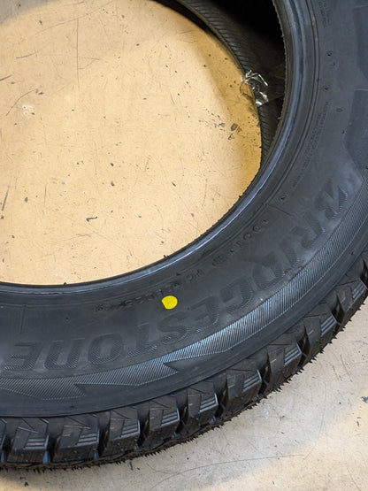 BRIDGESTONE BLIZZAK DM-V2 P 225 60 17 99S SNOW WINTER TIRES 004300