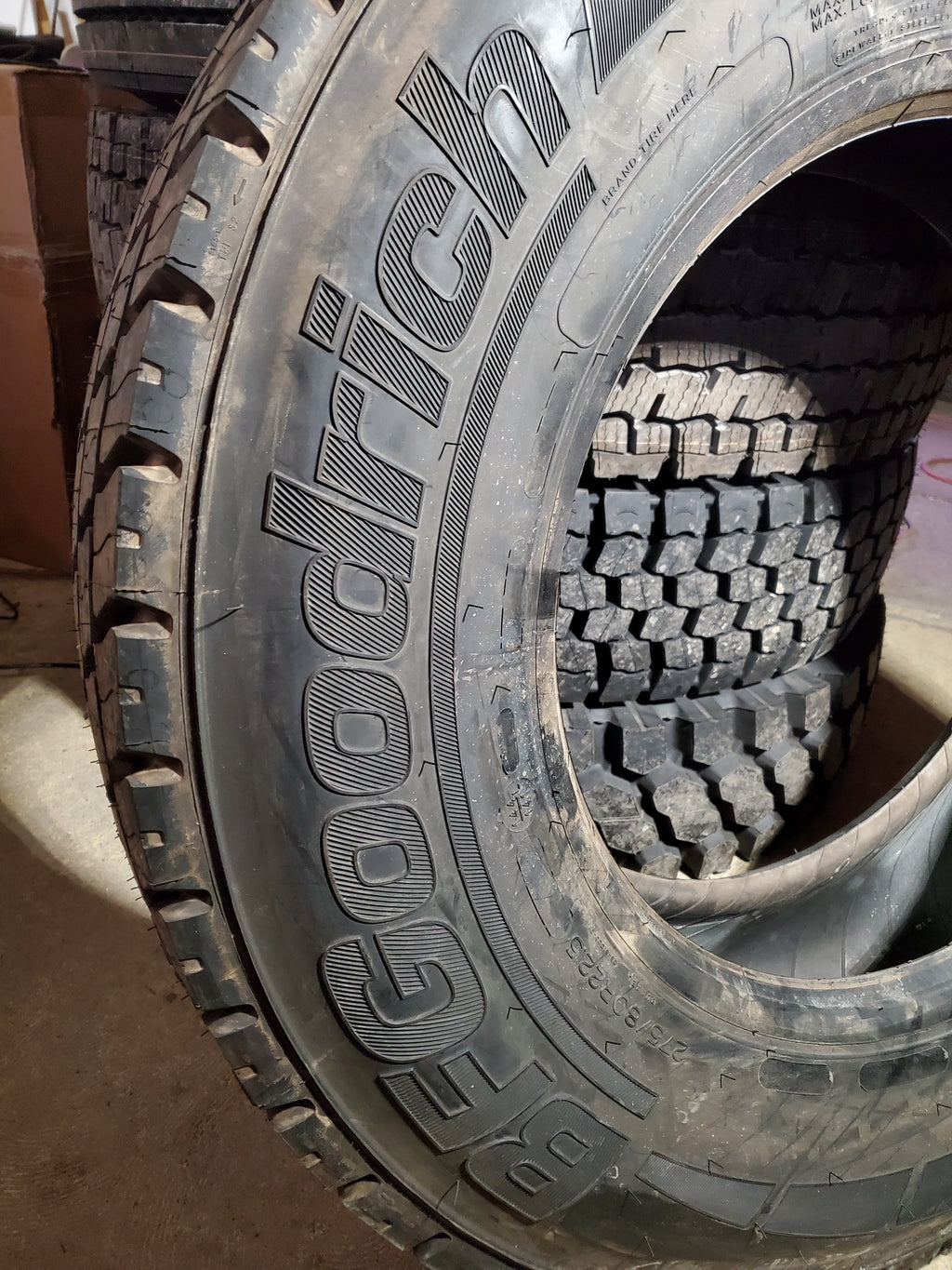 NOS BFGOODRICH ROUTE CONTROL BSW LT 275 80 22.5 144/141L 14PLY TRAILER TIRE 70298