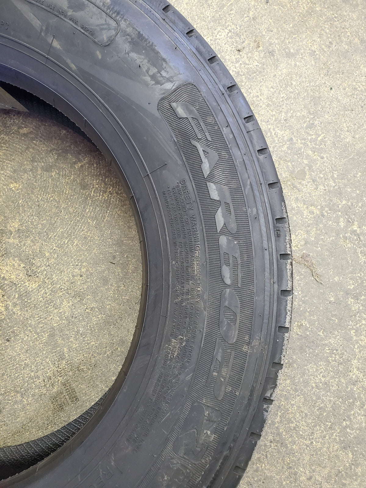 FORTUNE FAR602 BSW  225 70 19.5 128/126N 14PLY ALL POSITION TIRE 2511032602