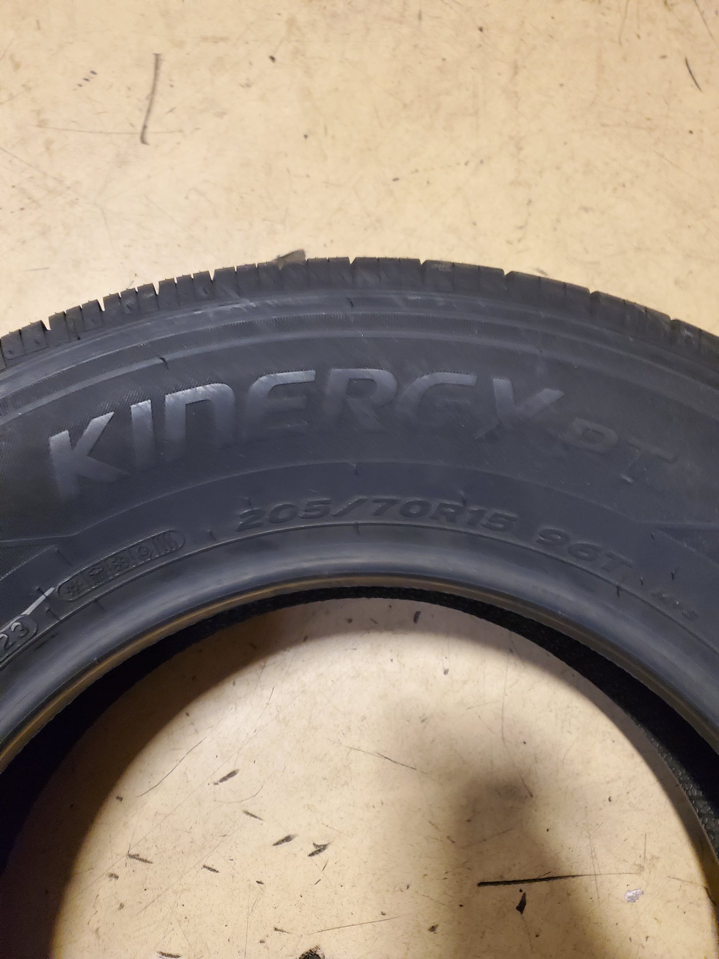 2 HANKOOK KINERGY PT BSW P 205 70 15 96T ALL SEASON TIRE 1021402