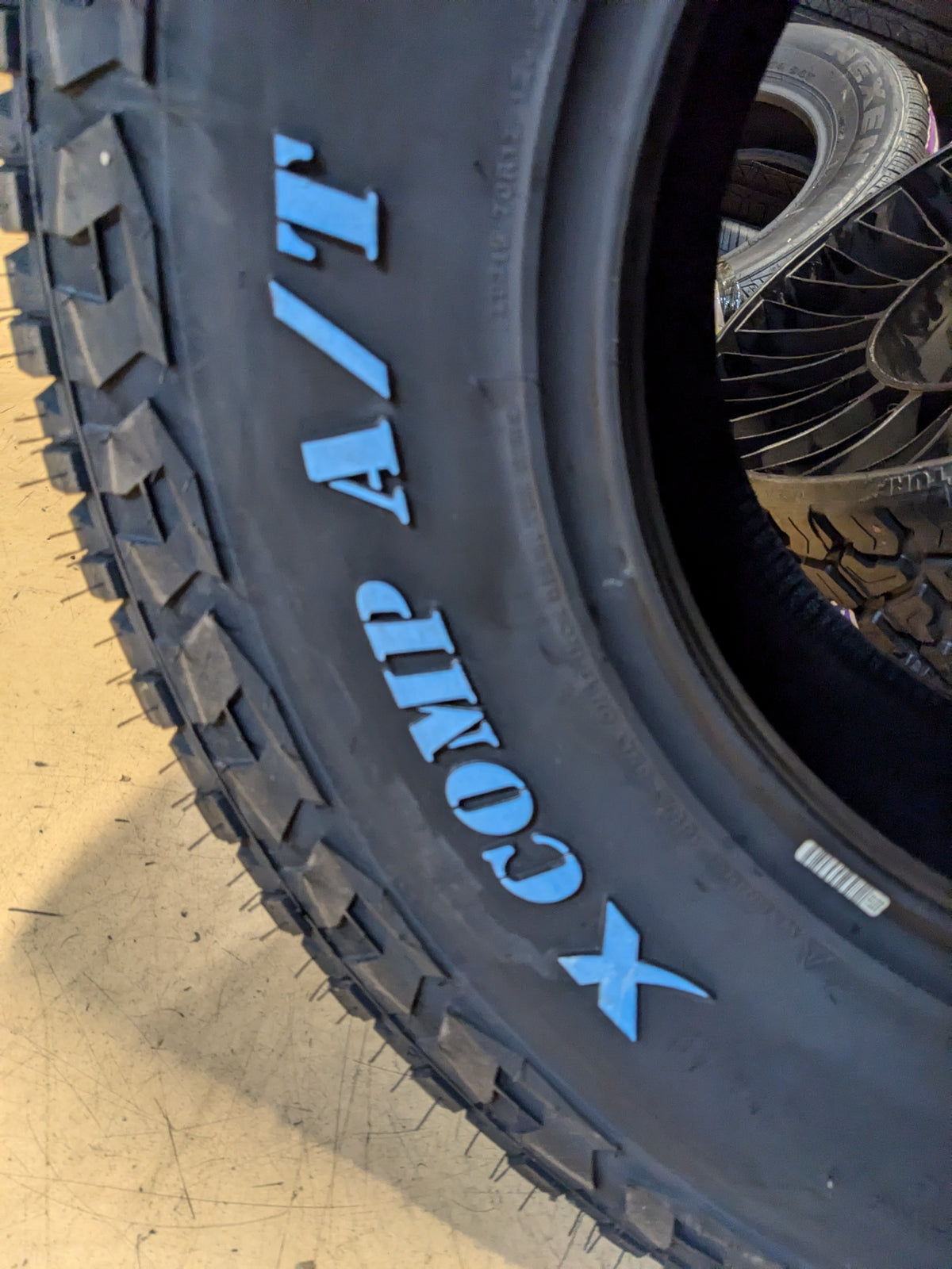 GLADIATOR XCOMP A/T RWL LT 315 70 17 126/123S ALL TERRAIN TIRE 1932367713