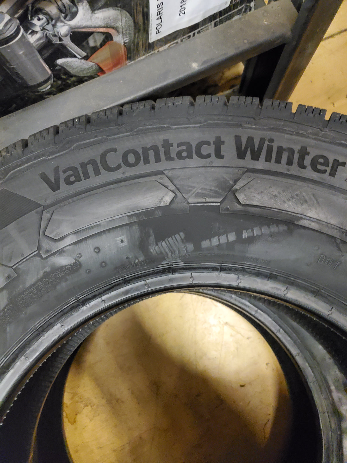 2 CONTINENTAL VANCONTACT WINTER P 245 75 16 120/116Q 10PLY TIRE 4531650000