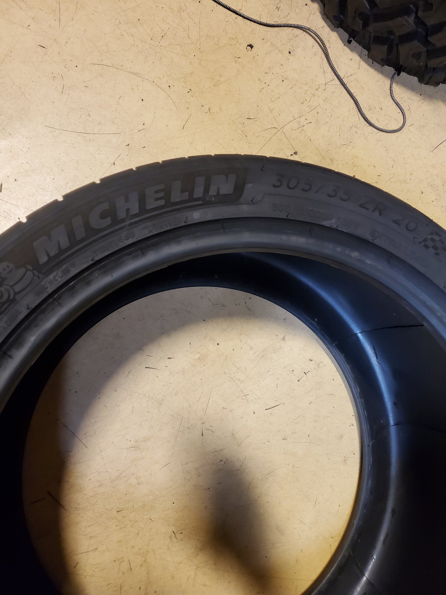 MICHELIN PILOT SPORT ALL SEASON 4 BSW P 305 35 20 107Y XL ALL SEASON TIRE 10408