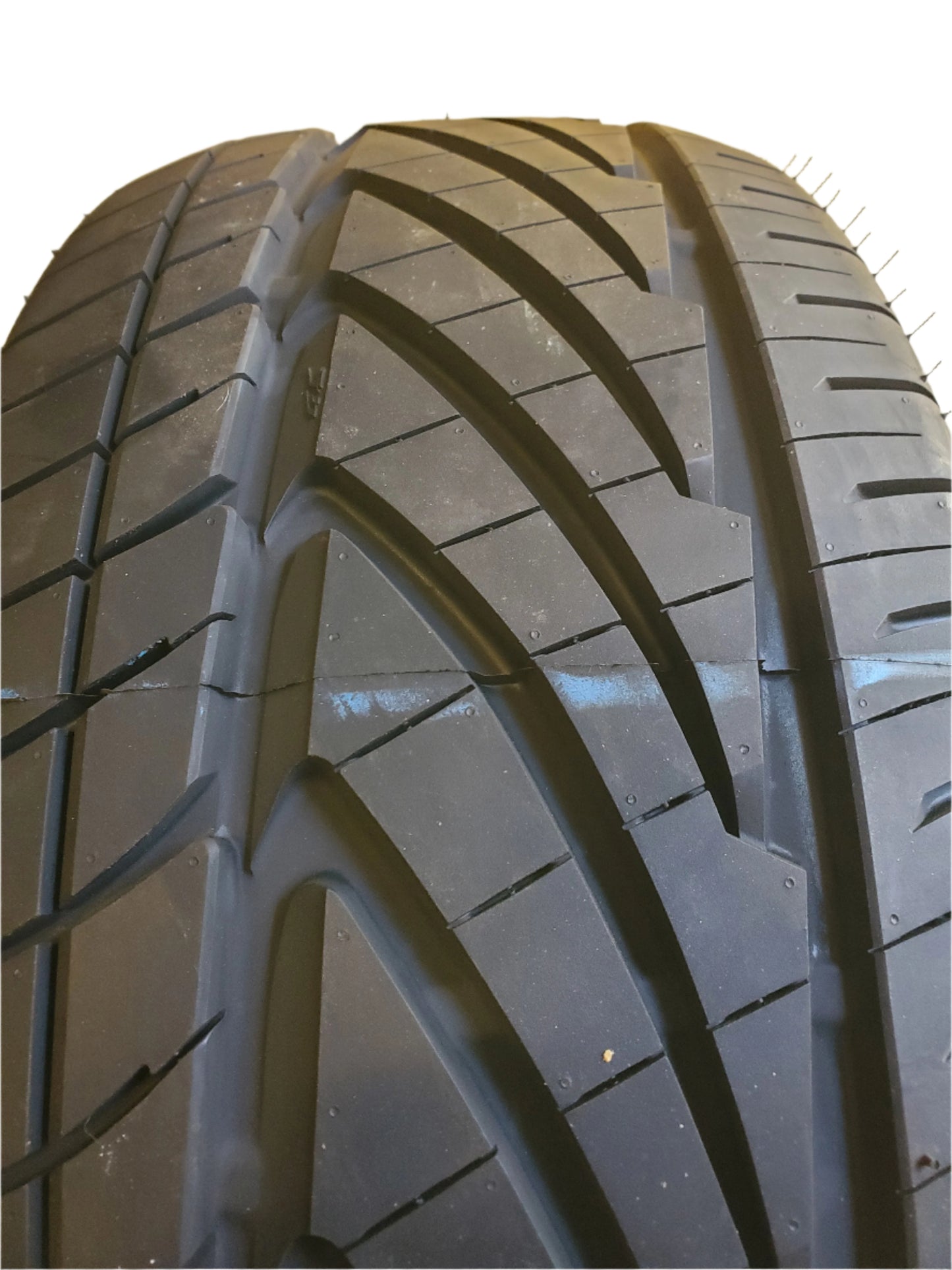 NITTO NEO GEN BSW P 225 50 17 98W XL ALL SEASON TIRE 185260