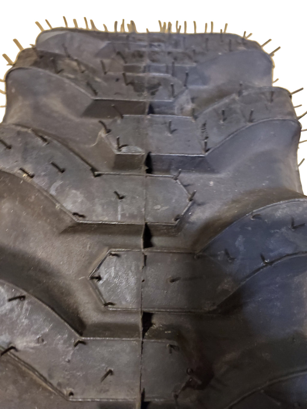 NOS TITAN TRAC LOADER BSW 23 8.5 14 4PLY INDUSTRIAL TIRE 412388