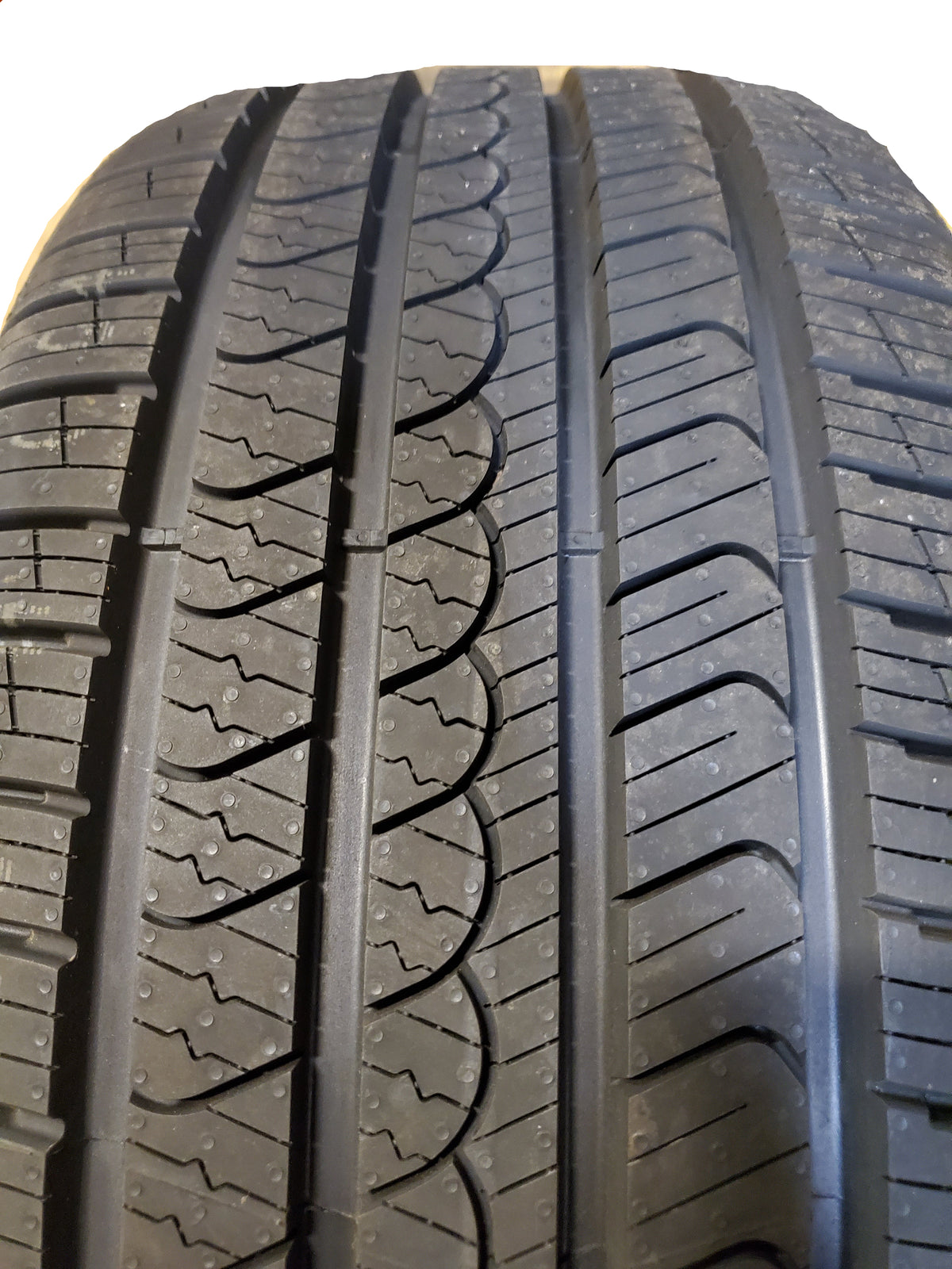 PIRELLI SCORPION ALL SEASON PLUS 3 BSW P 255 50 19 107V TIRE 3919400