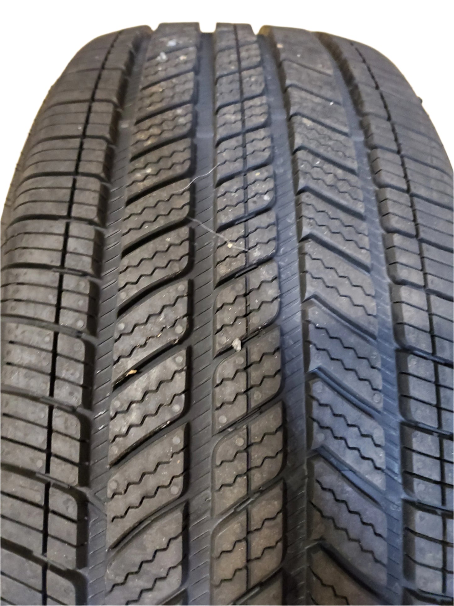 BRIDGESTONE TURANZA QUIETTRACK BSW P 235 50 18 97V ALL SEASON TIRE 000082