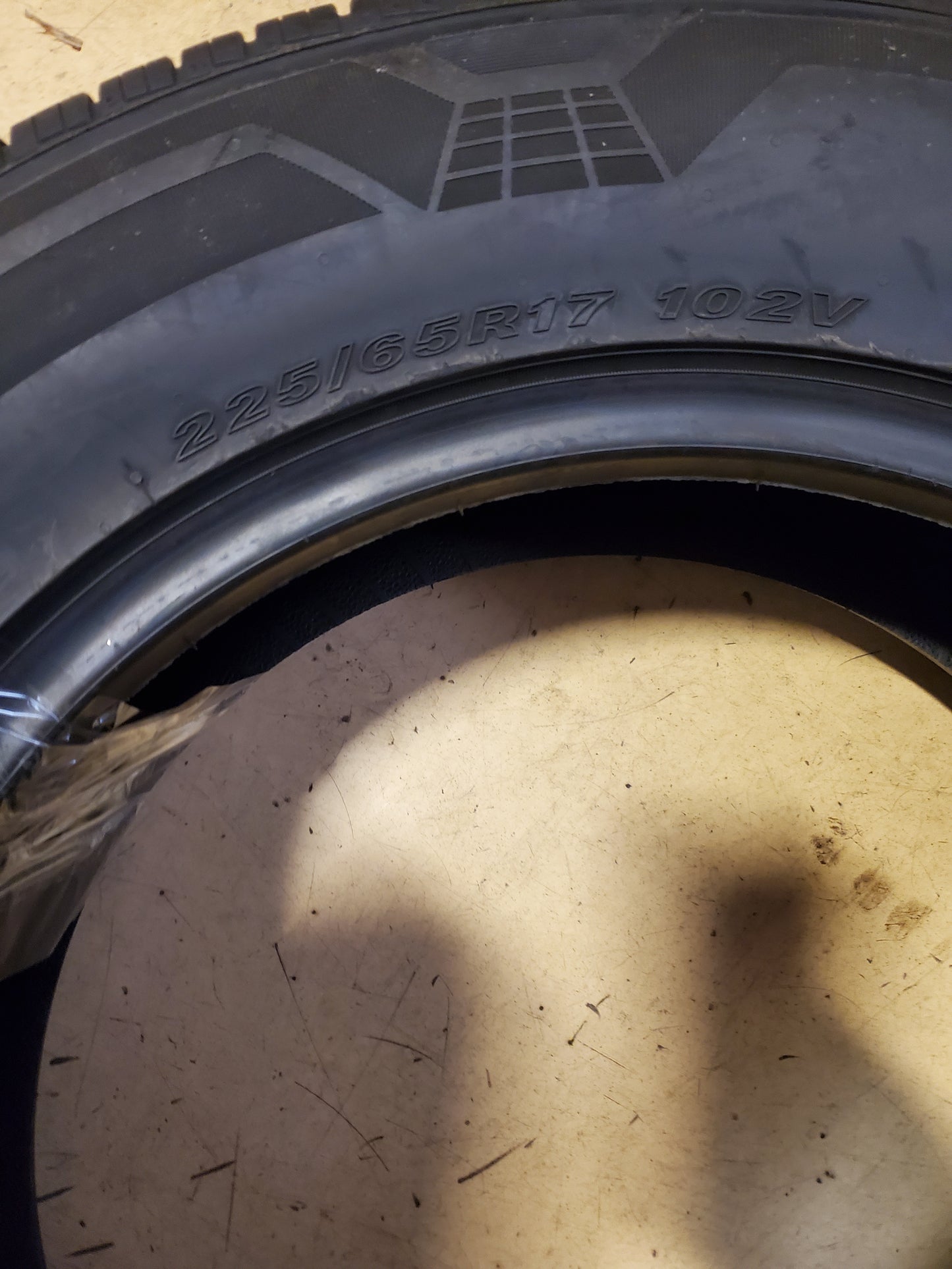 NEXEN ROADIAN GTX RG1 BSW P 225 65 17 102V ALL SEASON TIRE 17060NXK