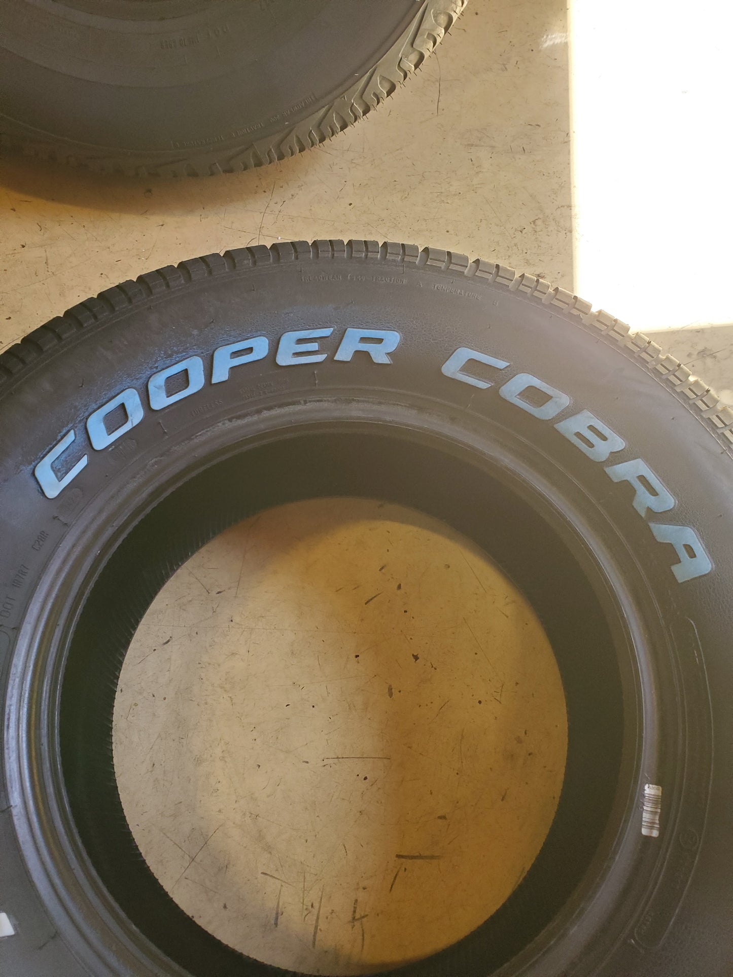COOPER COBRA RADIAL G/T RWL P 275 60 15 107T ALL SEASON TIRE 160019024