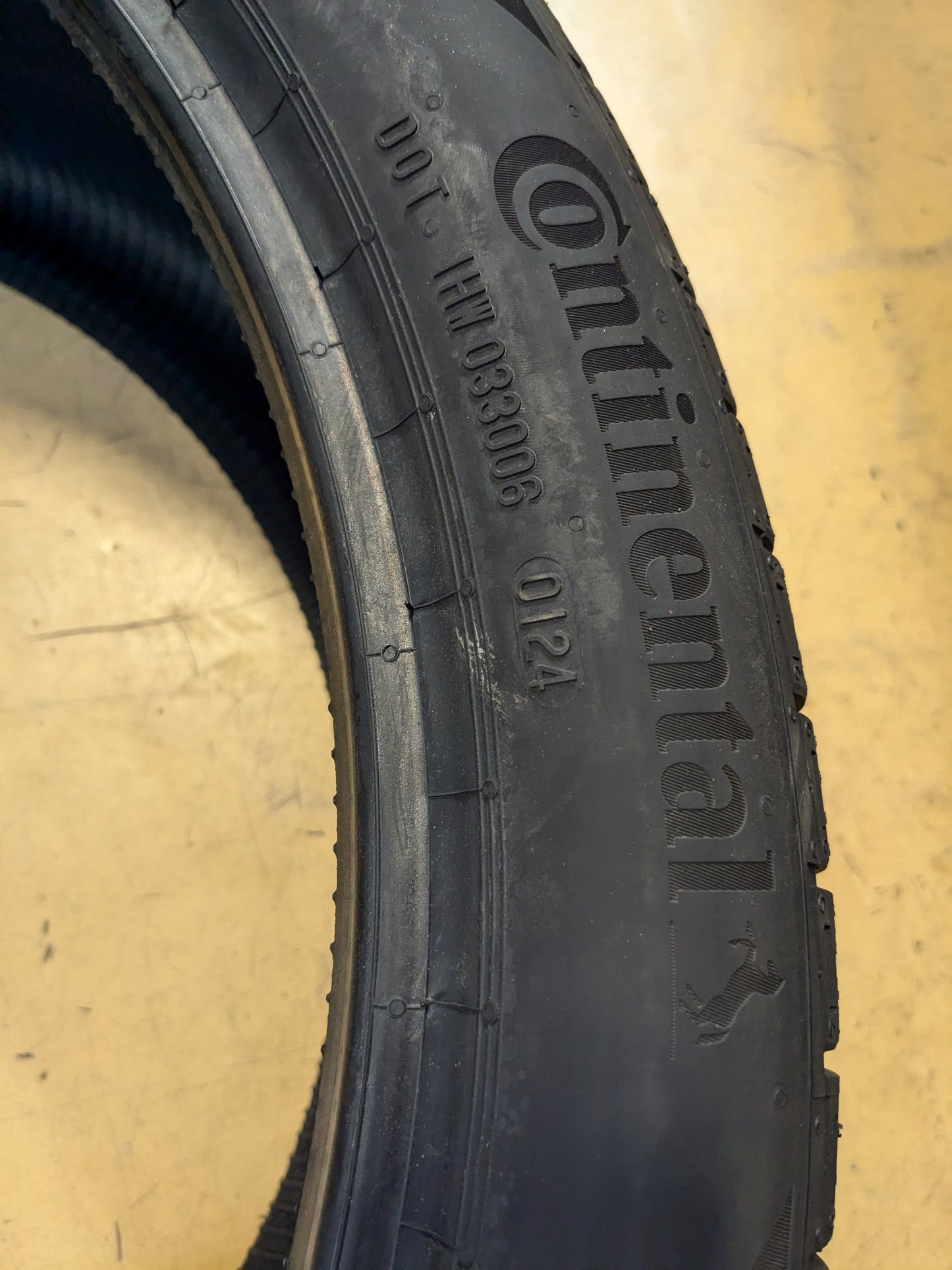 2 CONTINENTAL CROSSCONTACT RX P 275 35 22 107V XL ALL SEASON TIRES 03138750000