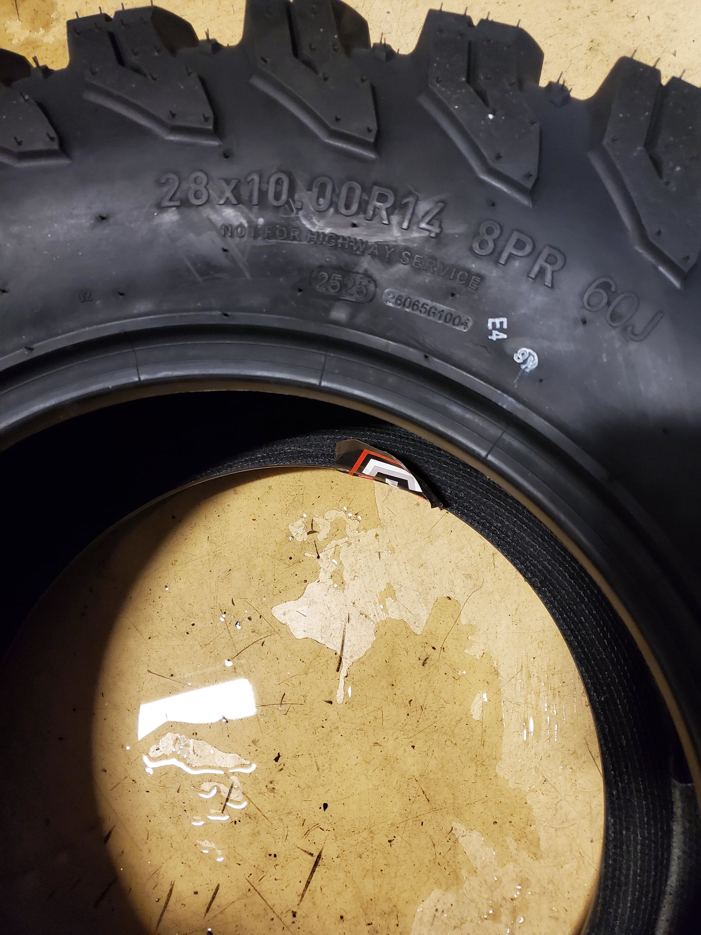 HERCULES TIS OFFROAD UT1 BSW 28 10 14 60J 8PLY ATV/UTV TIRE 98485