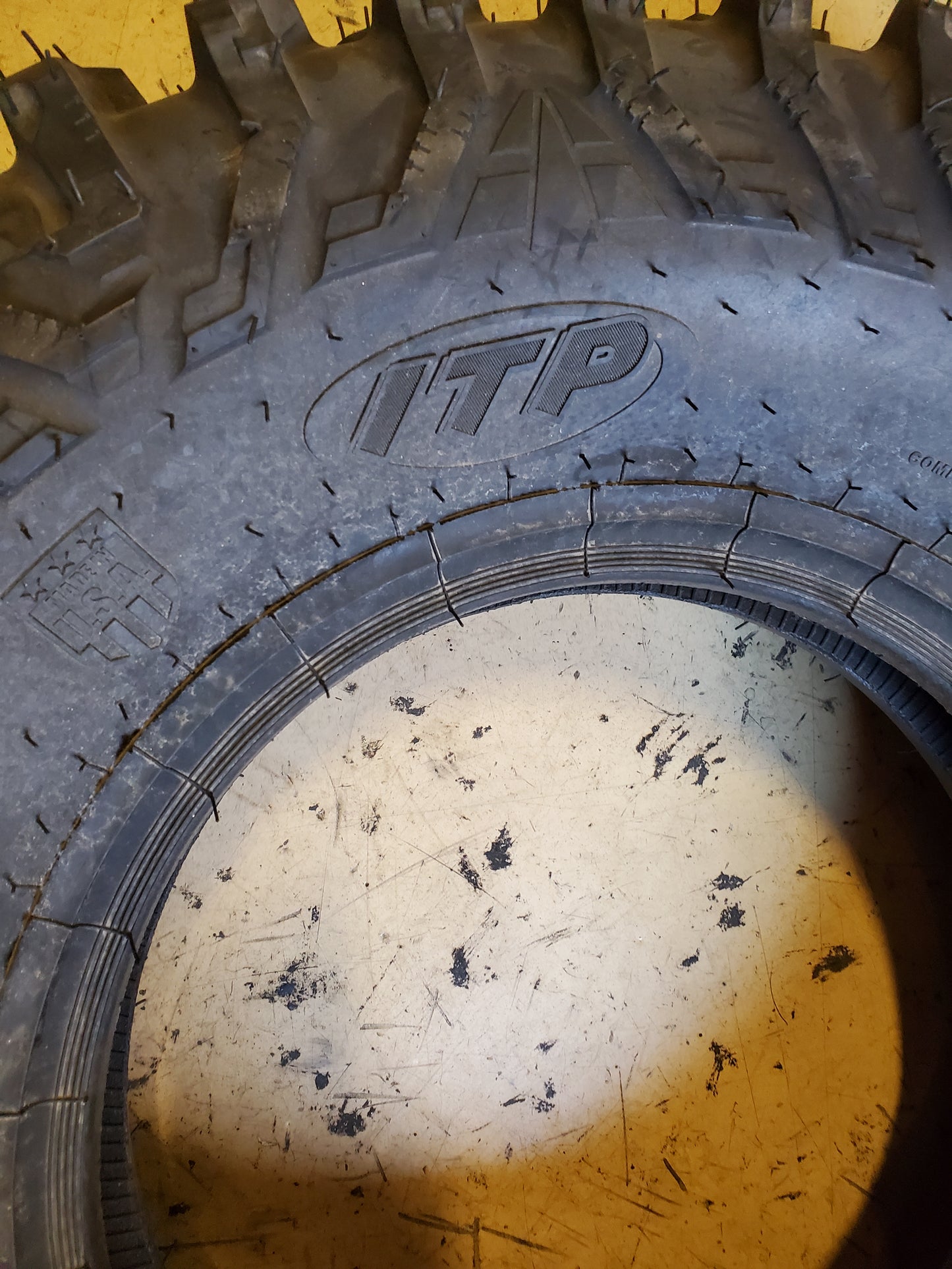 NOS ITP TERRA HOOK BSW 32 10 15 75M 8PLY ATV/UTV TIRE 6P0947