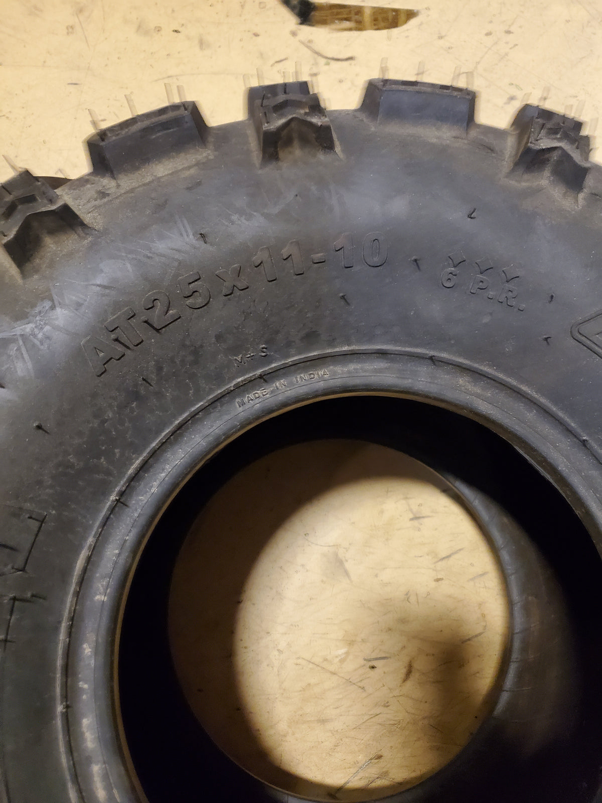 NOS BKT W207 BSW AT 25 11 10 6PLY ATV/UTV TIRE 94001606