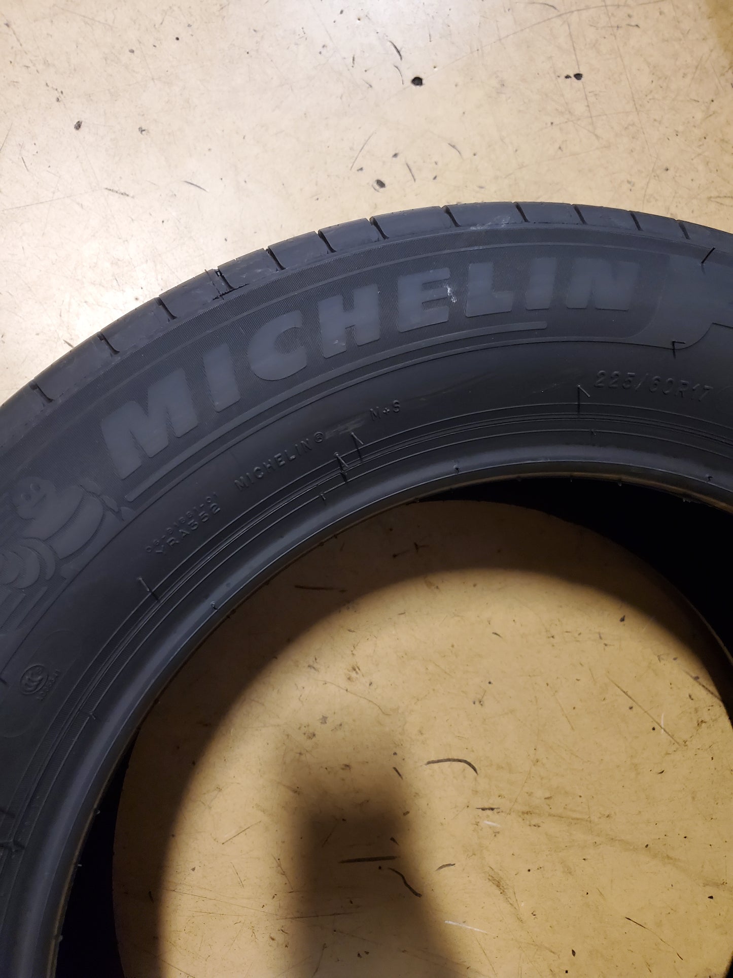 MICHELIN PRIMACY A/S BSW P 225 60 17 99H UHP TIRE 43257
