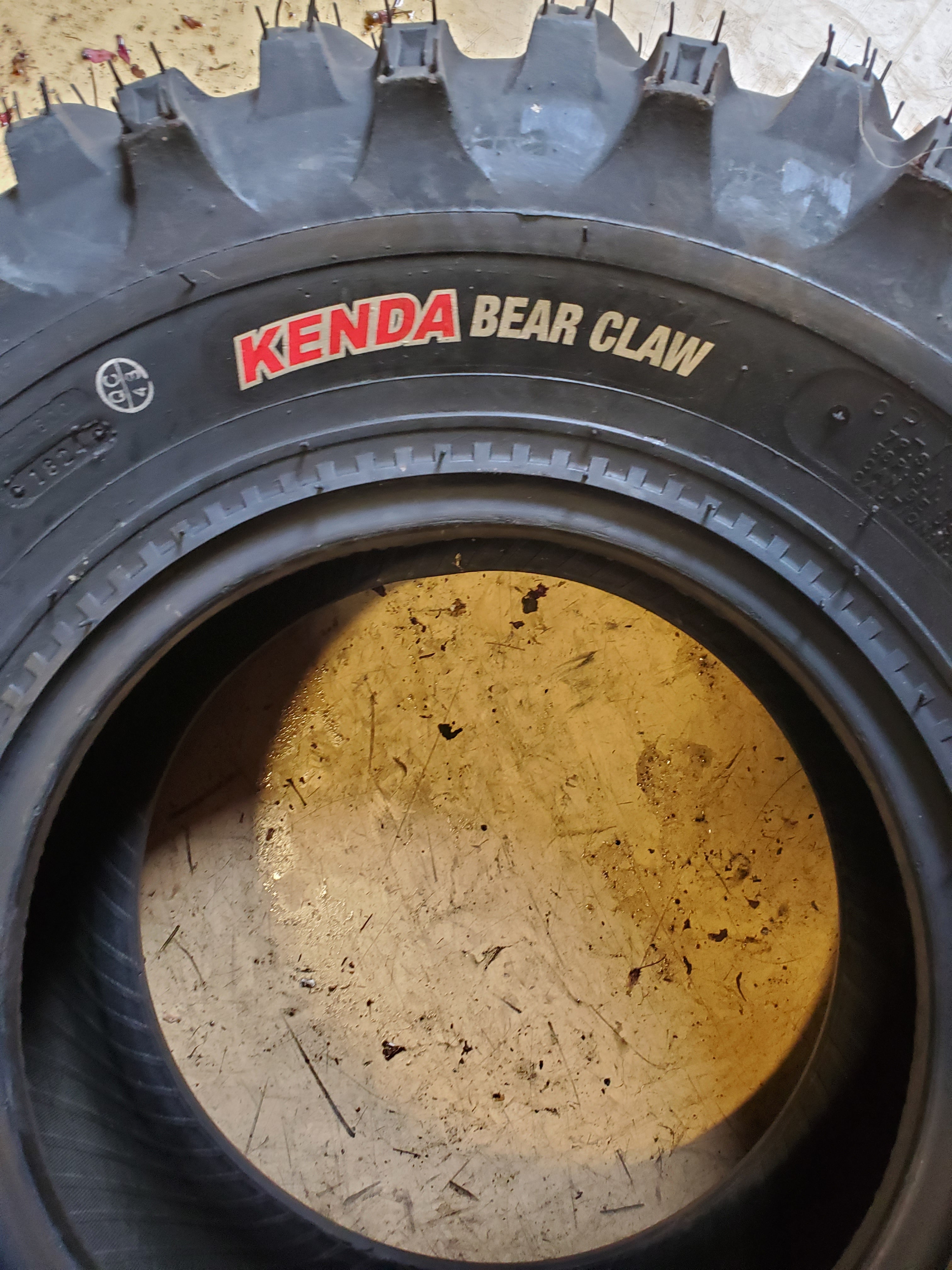 NOS KENDA BEAR CLAW BSW  24 9 11 6PLY ATV/UTV TIRE 082991191C1