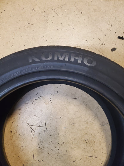 NOS KUMHO ECSTA 4X II BSW P 245 45 18 100W XL UHP TIRE 2185513