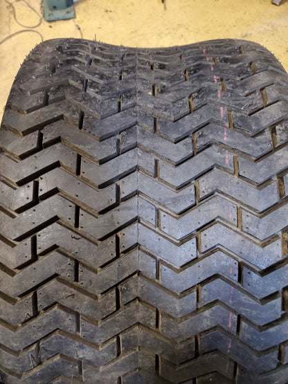 NOS OTR ULTRA CHEVRON BSW 29 14 15 4PLY LAWN TIRE T560429140015