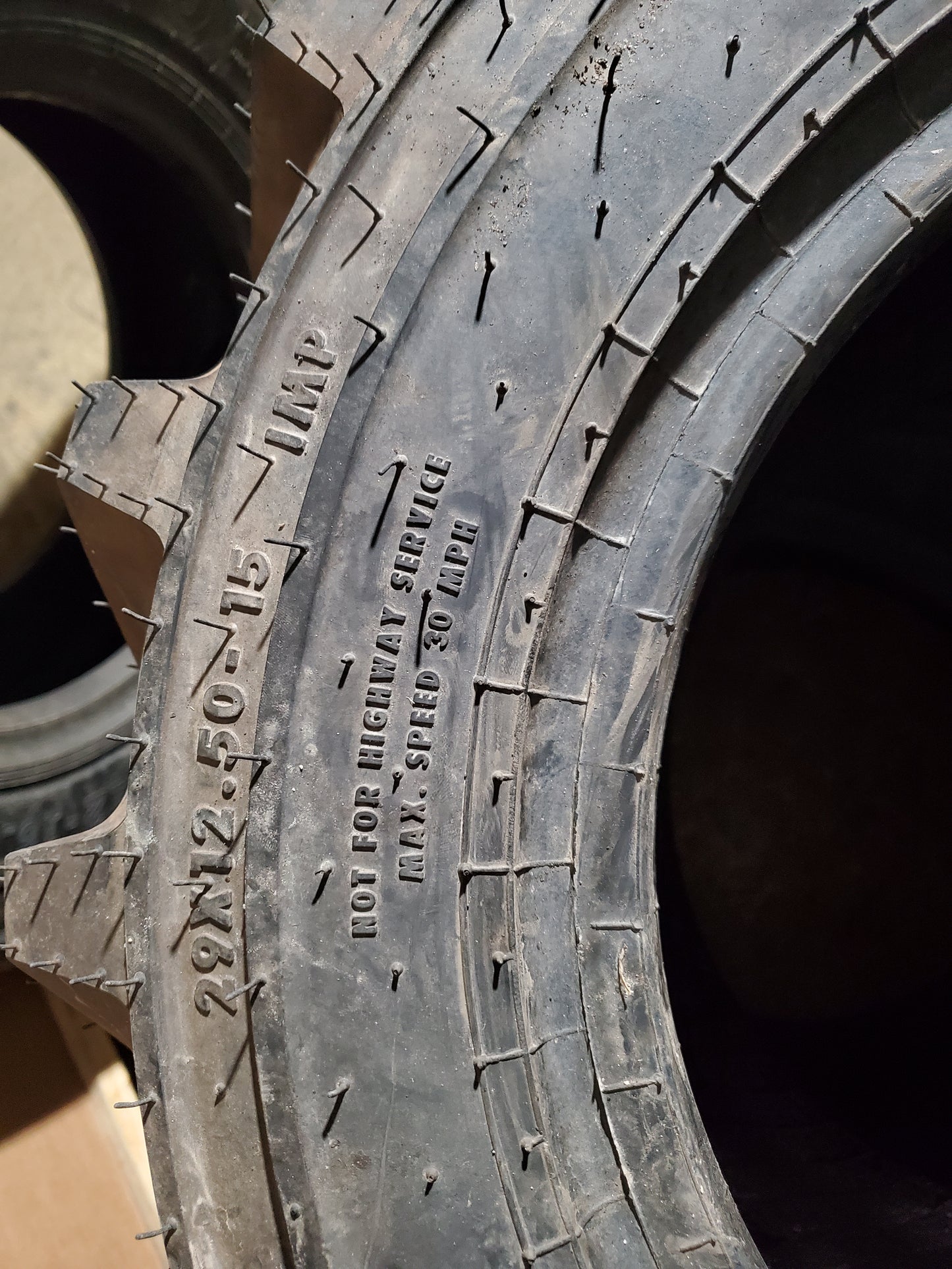GALAXY SUPER TRENCHER I3 BSW  29 12.5 15 107B 8PLY INDUSTRIAL TIRE 160163