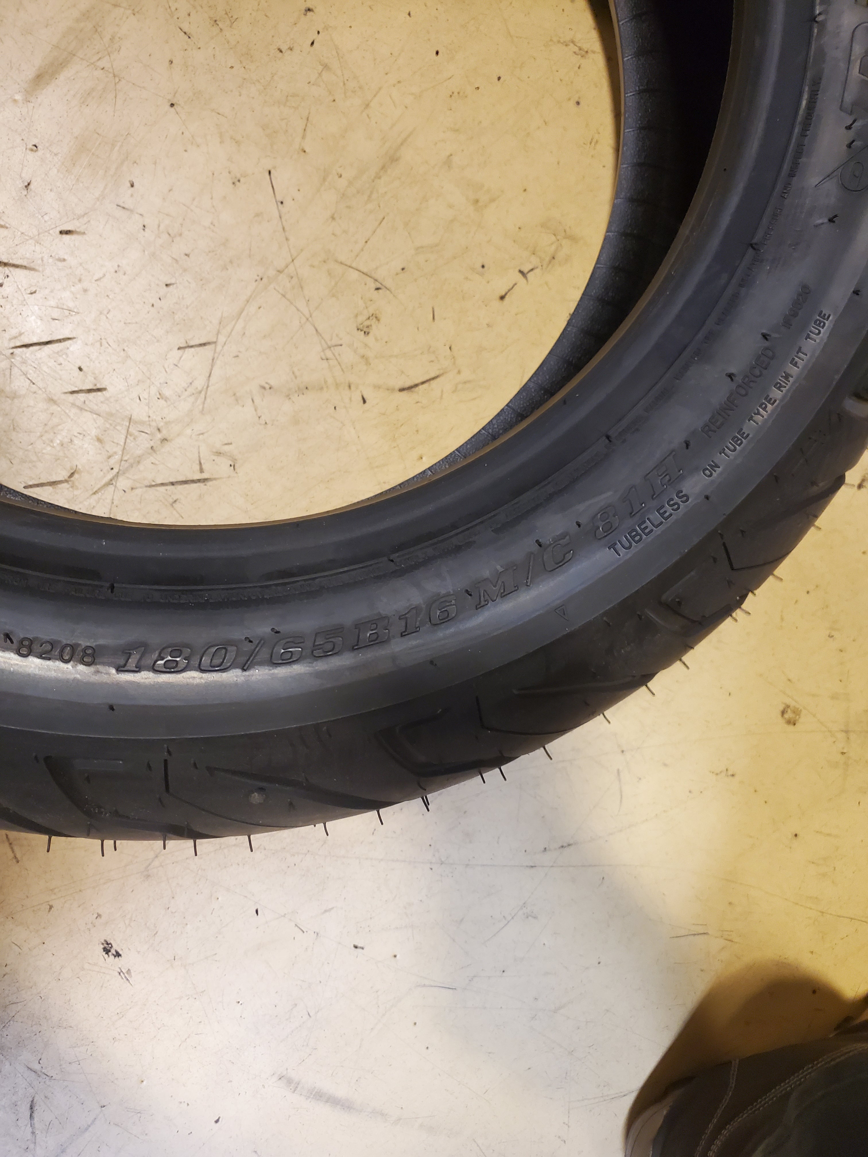 DUNLOP AE2 BSW 180 65 16 81H REAR MOTORCYCLE TIRE 45252462