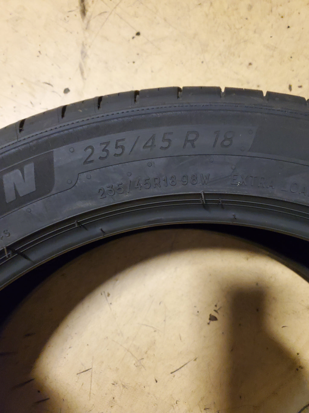 MICHELIN PRIMACY ALL SEASON (T0) FOAM BSW P 235 45 18 98W TIRE 61506