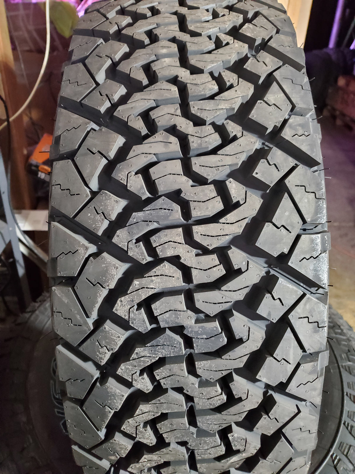 2 VENOM POWER TERRA HUNTER X/T2 BSW LT 265 75 16 123/120Q 10PLY RUGGED TERRAIN TIRE VPXT228R