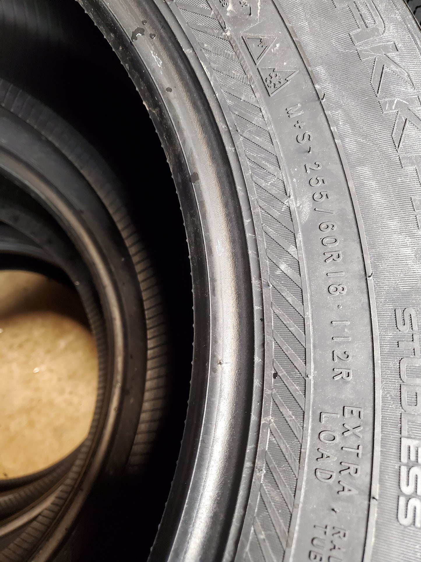 4 NOKIAN HAKKAPELIITTA R5 SUV BSW P 255 60 18 112R XL WINTER TIRE T432217