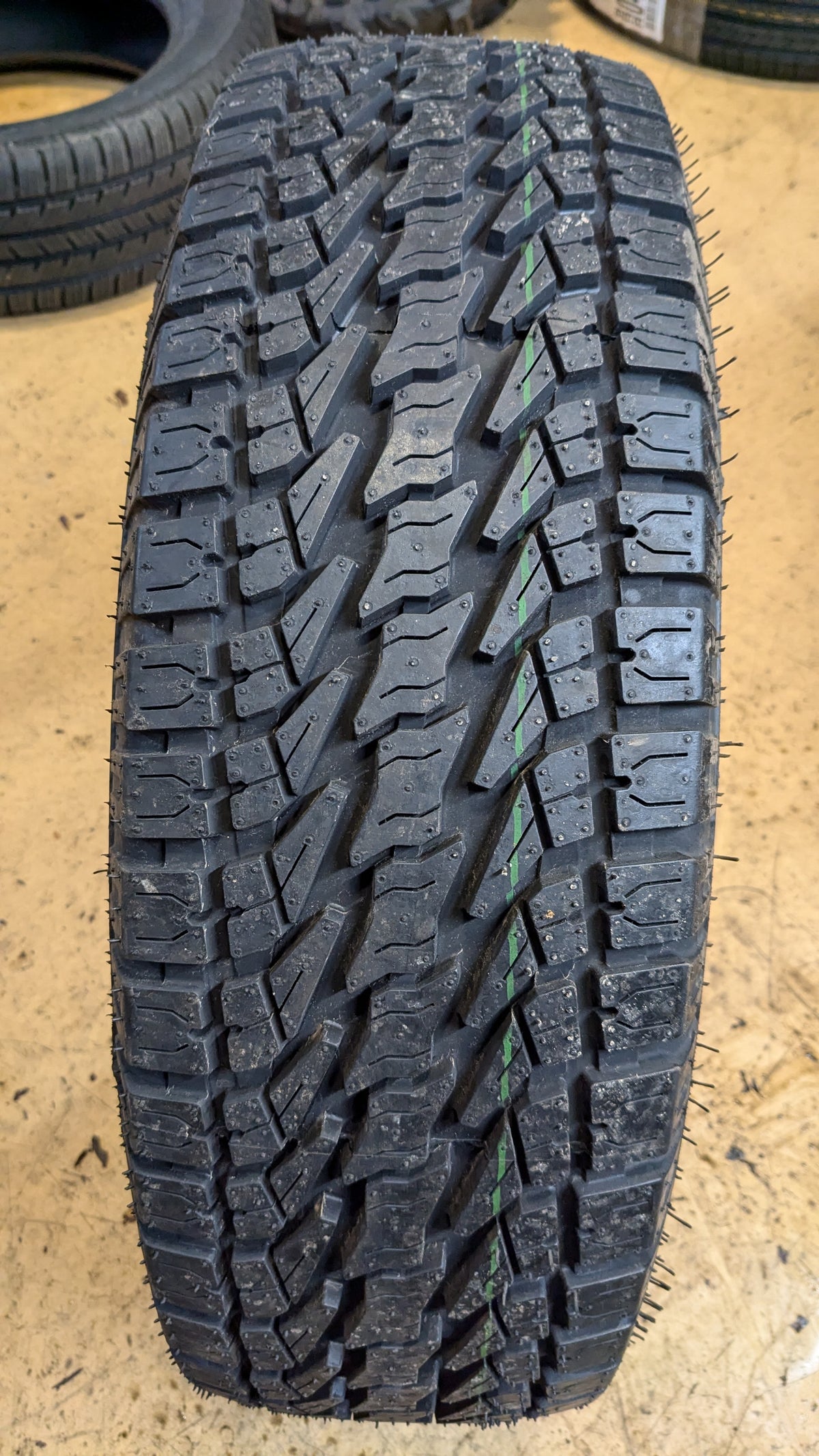 ZEETEX AT1000 BSW P 235 75 15 105S ALL TERRAIN TIRE 1200032138