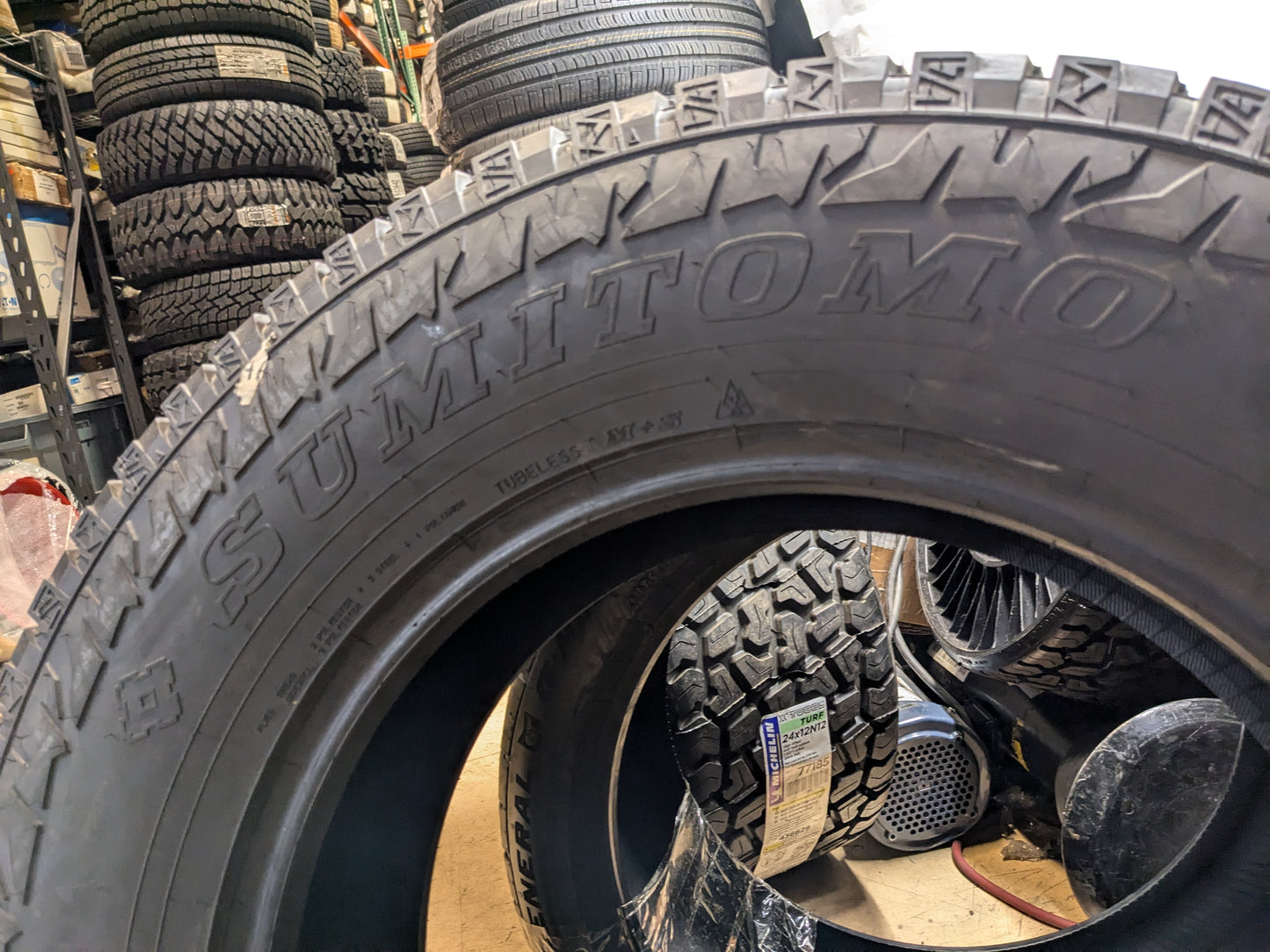 SUMITOMO ENCOUNTER AT BSW P 255 70 18 113T ALL TERRAIN TIRE ATH52