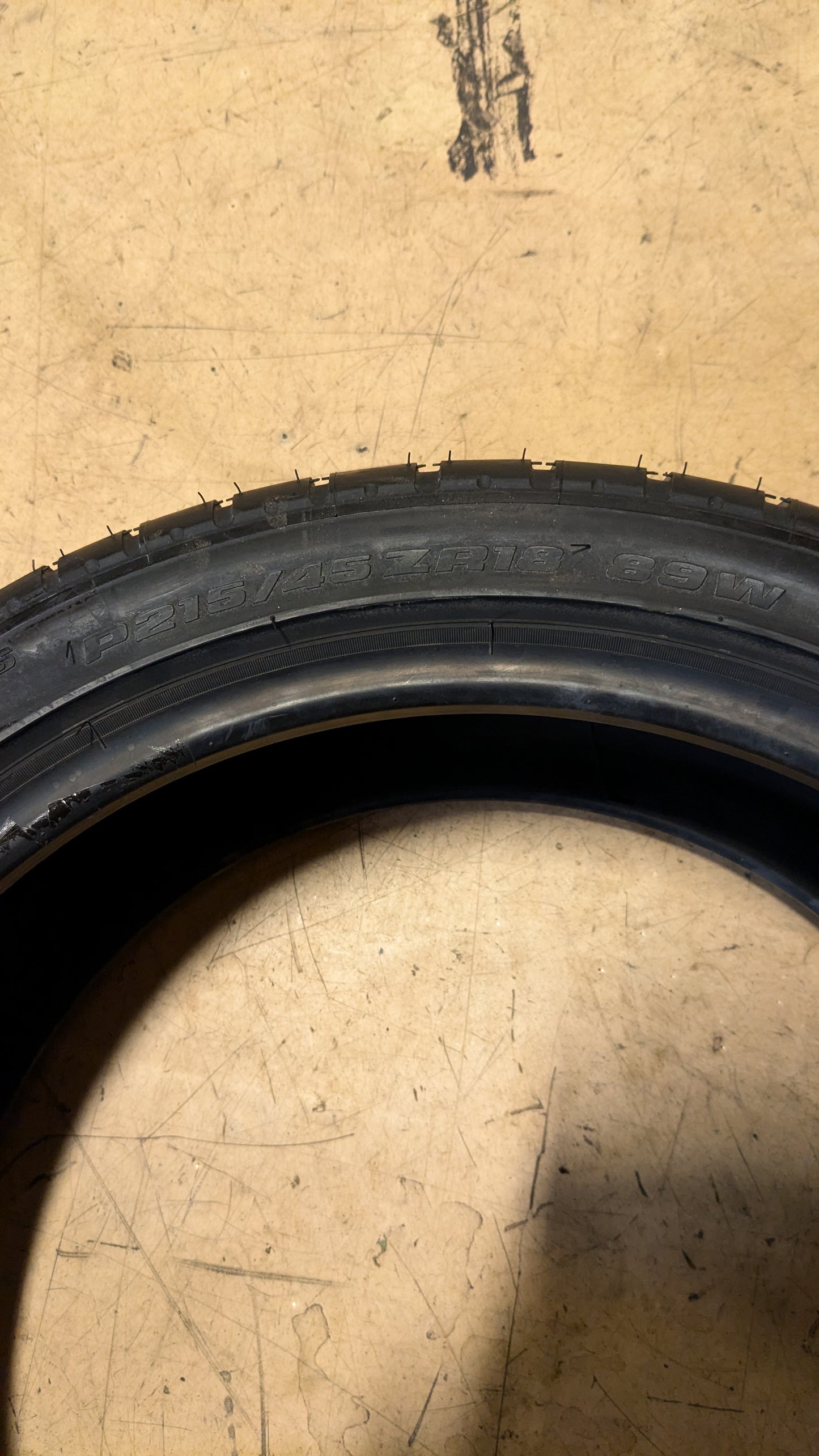 NOS BFGOODRICH GFORCE T/A KDWS BSW P 215 45 18 89W ALL SEASON TIRE 21159