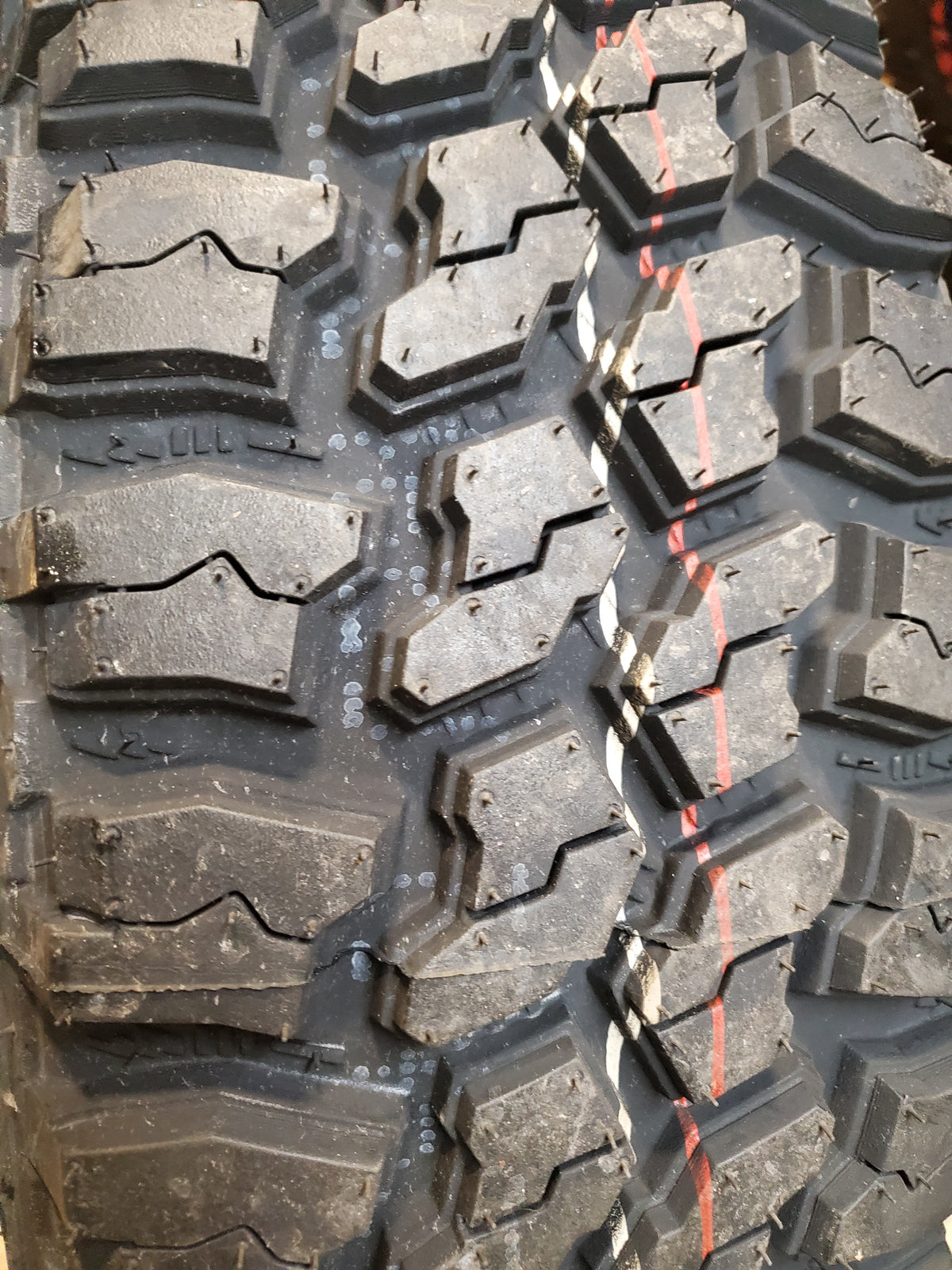 AMERICUS RUGGED M/T BSW LT 245 75 16 120/116Q 10PLY MUD TERRAIN TIRE AMD2455