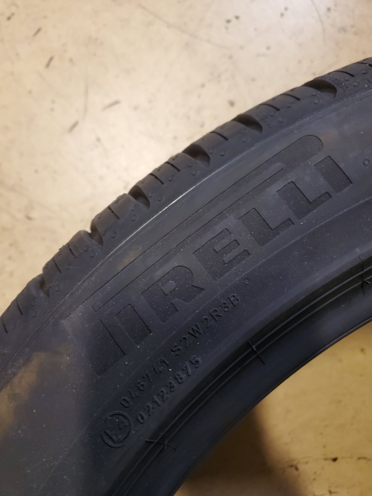 PIRELLI SCORPION ZERO ALL SEASON BSW P 285 40 20 108Y XL  TIRE 3793500
