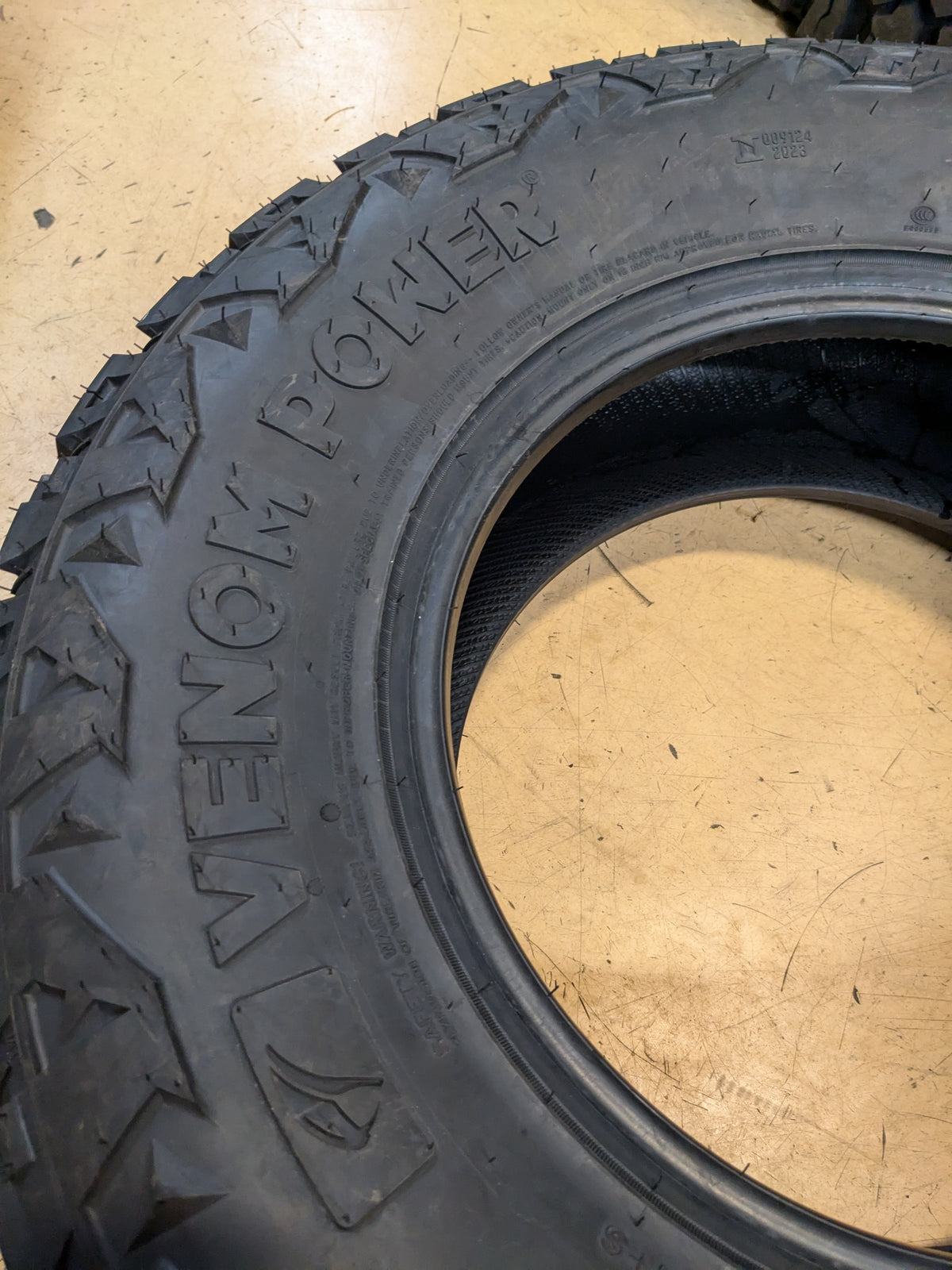 VENOM POWER TERRA HUNTER X/T BSW LT 265 70 16 112T RUGGED TERRAIN TIRE TVPXT65
