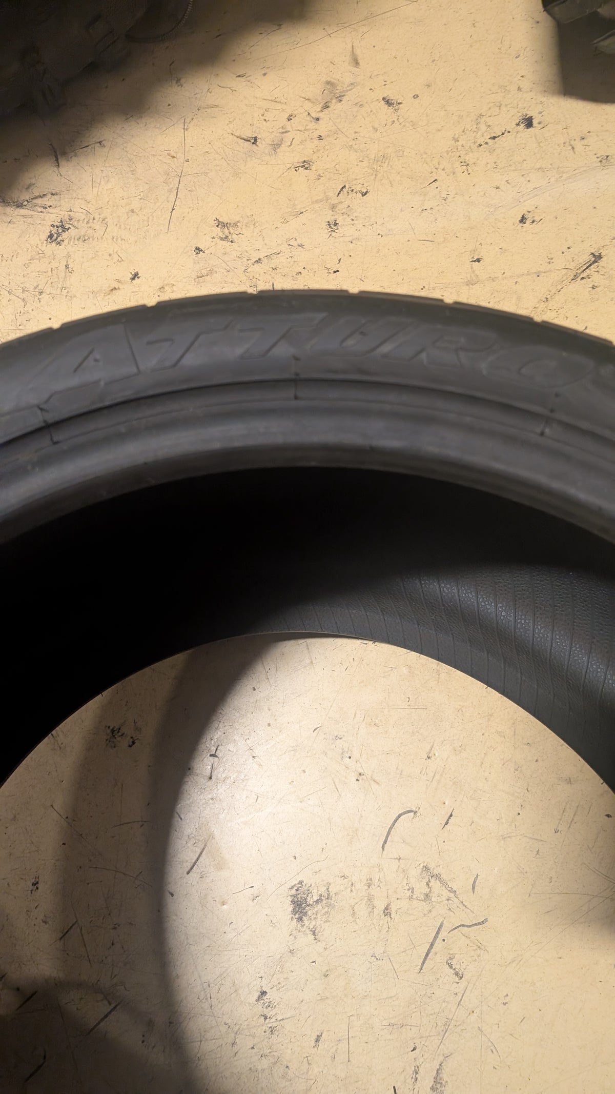 2 ATTURO AZ850 BSW P 315 35 20 110Y XL UHP TIRE AZ850A7KM0AFE