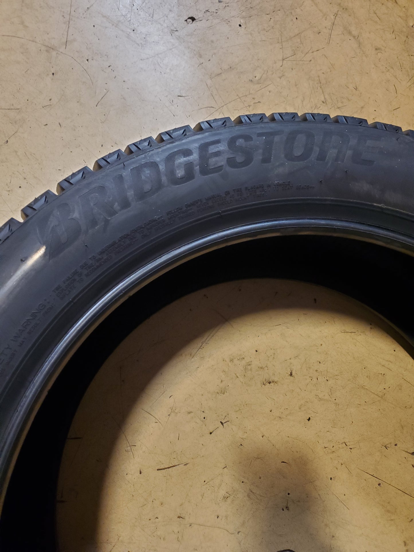 BRIDGESTONE BLIZZAK WS90 BSW P 215 55 18 95T WINTER TIRE 001162