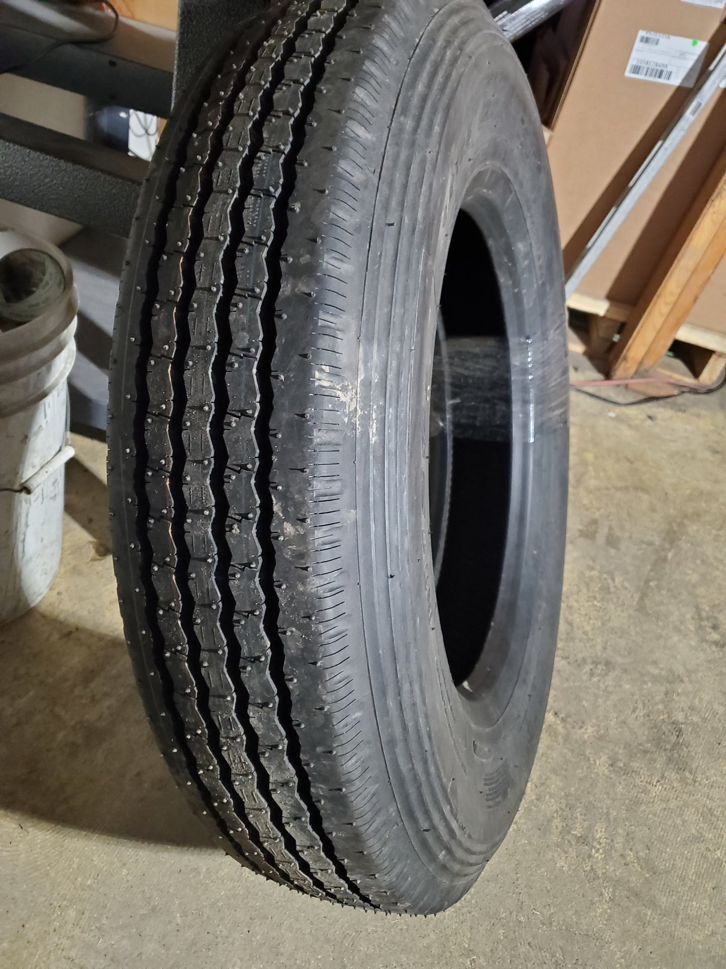 TOYO HYPARADIAL M120Z BSW LT 8 19.5 124/122L 12PLY ALL POSITION TIRE 547500